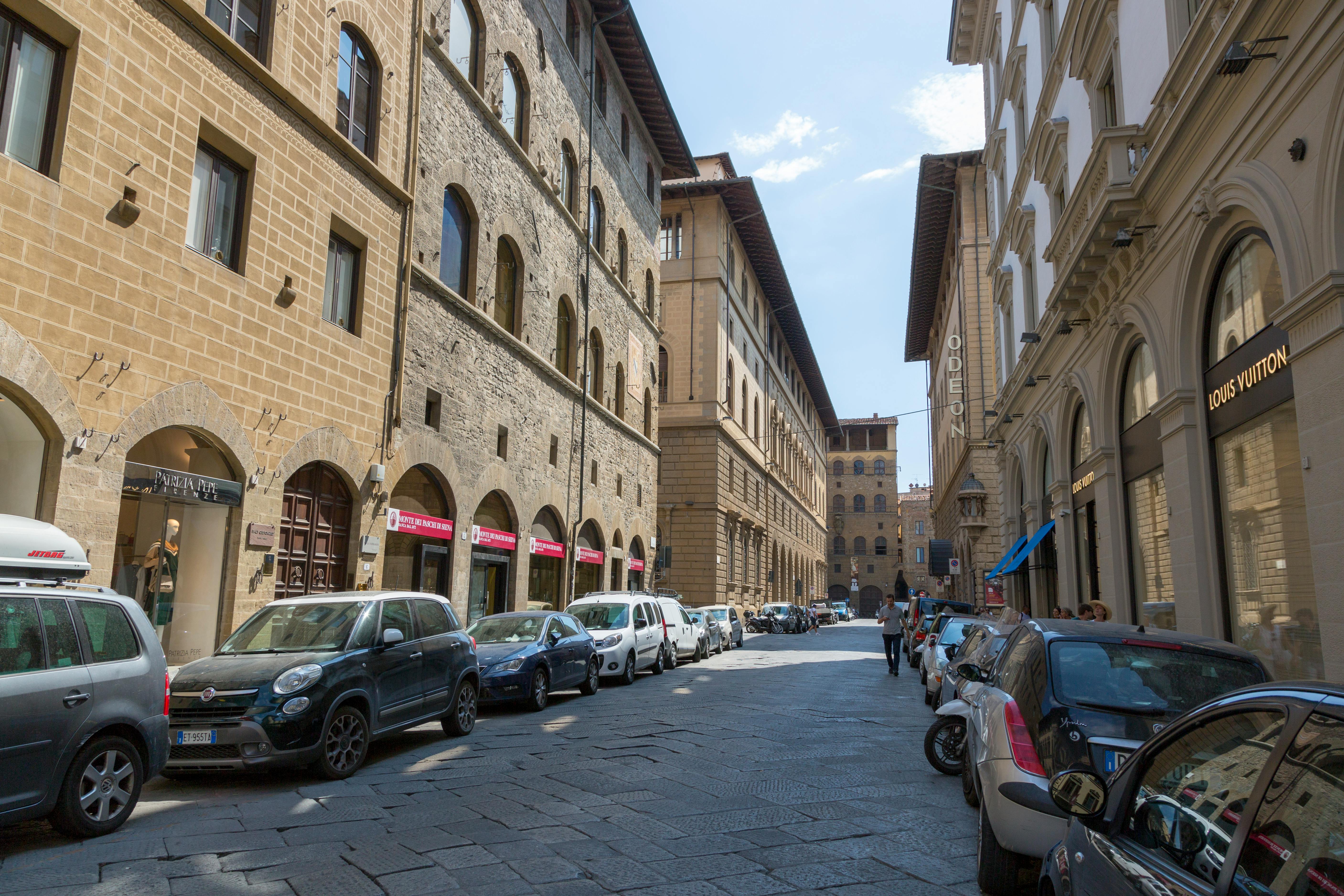Getting Around Florence on Foot - Barely Need Public Transport