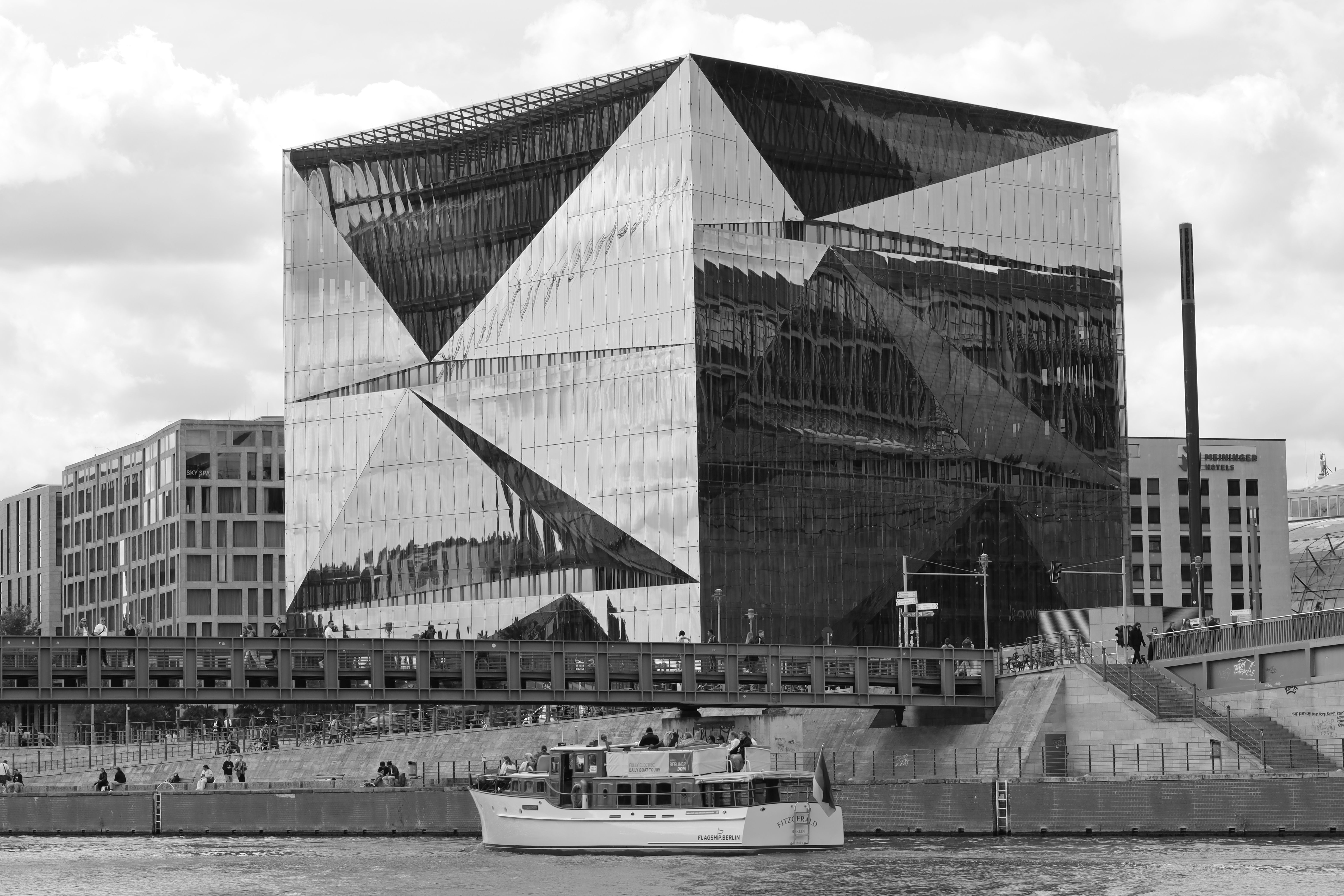 Javudnev Hamburg law offices