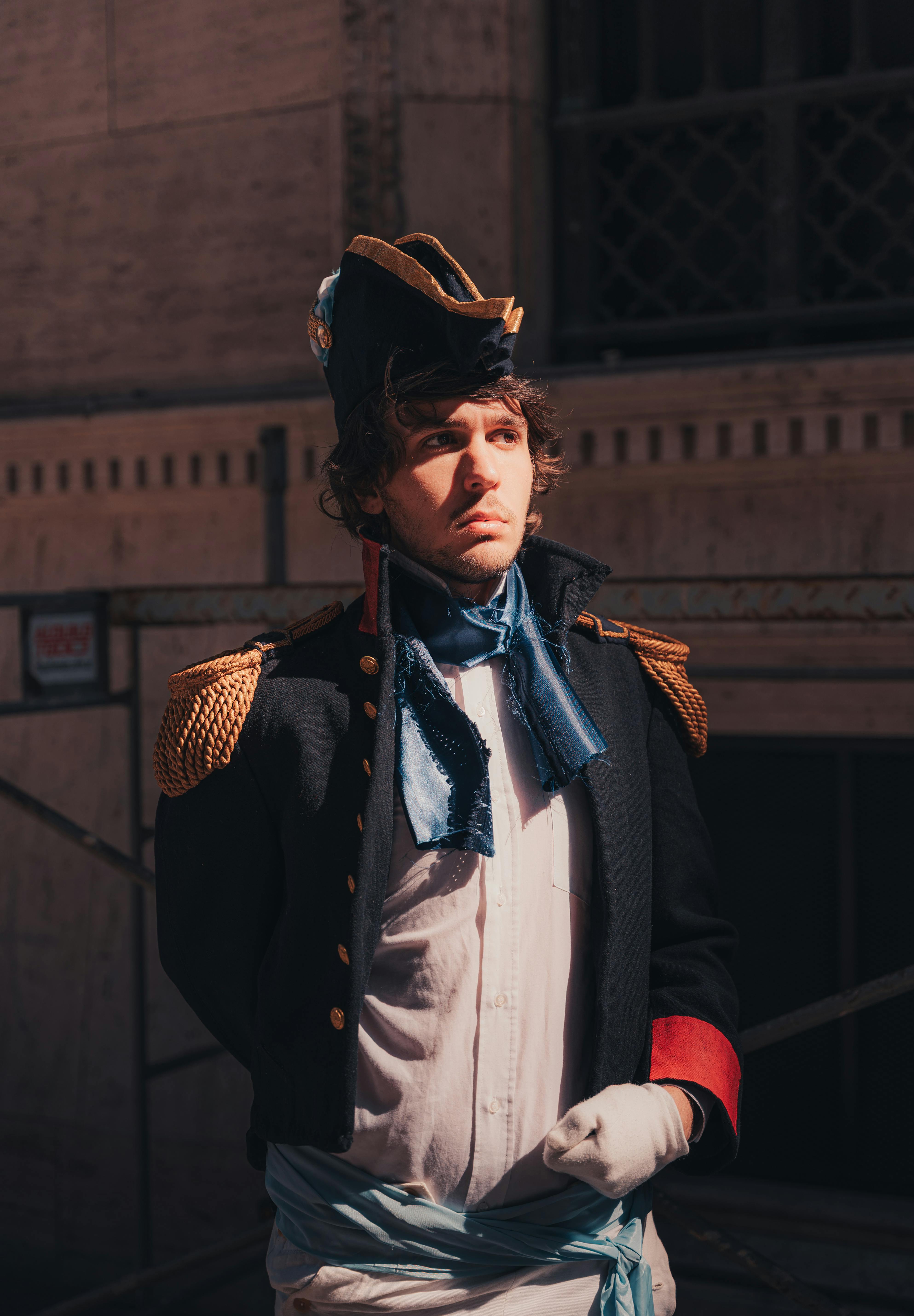 Ücretsiz 19. yüzyılın başları, açık hava, altın düğmeler içeren Ücretsiz stok fotoğraf Stok Fotoğraflar