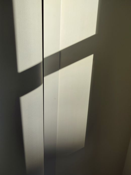 Bare interior with arch, photo by Igor Kocka on Pexels
