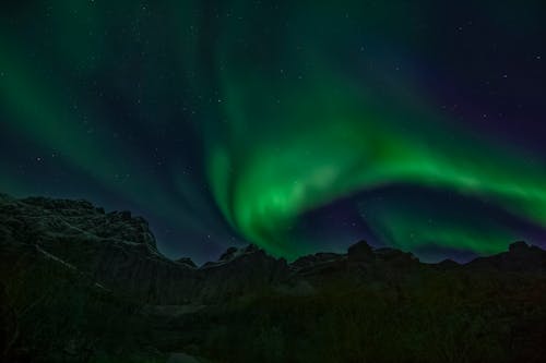 Gratis lagerfoto af aften, aurora borealis, bjerg