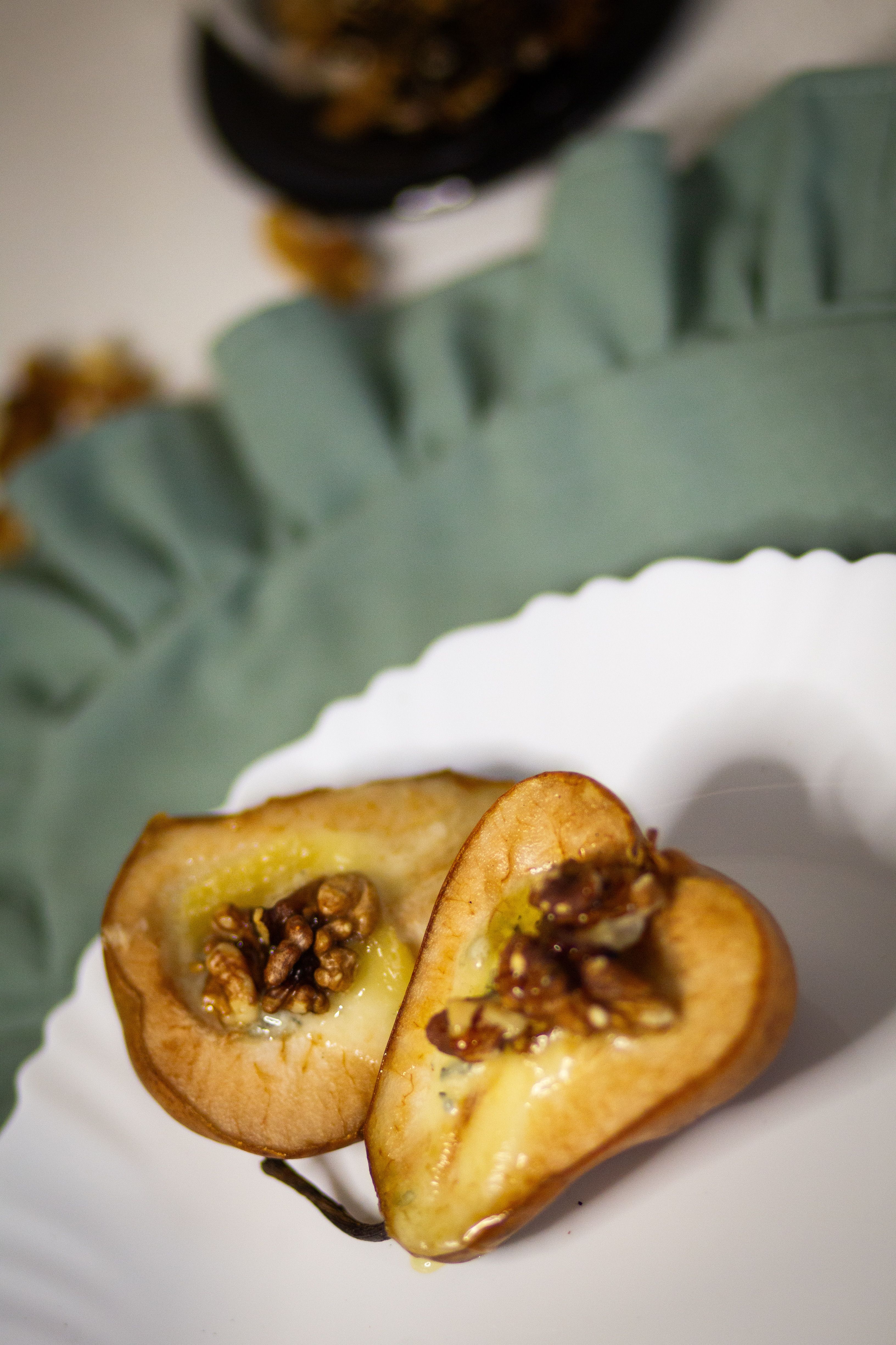Poire rôtie cannelle noix