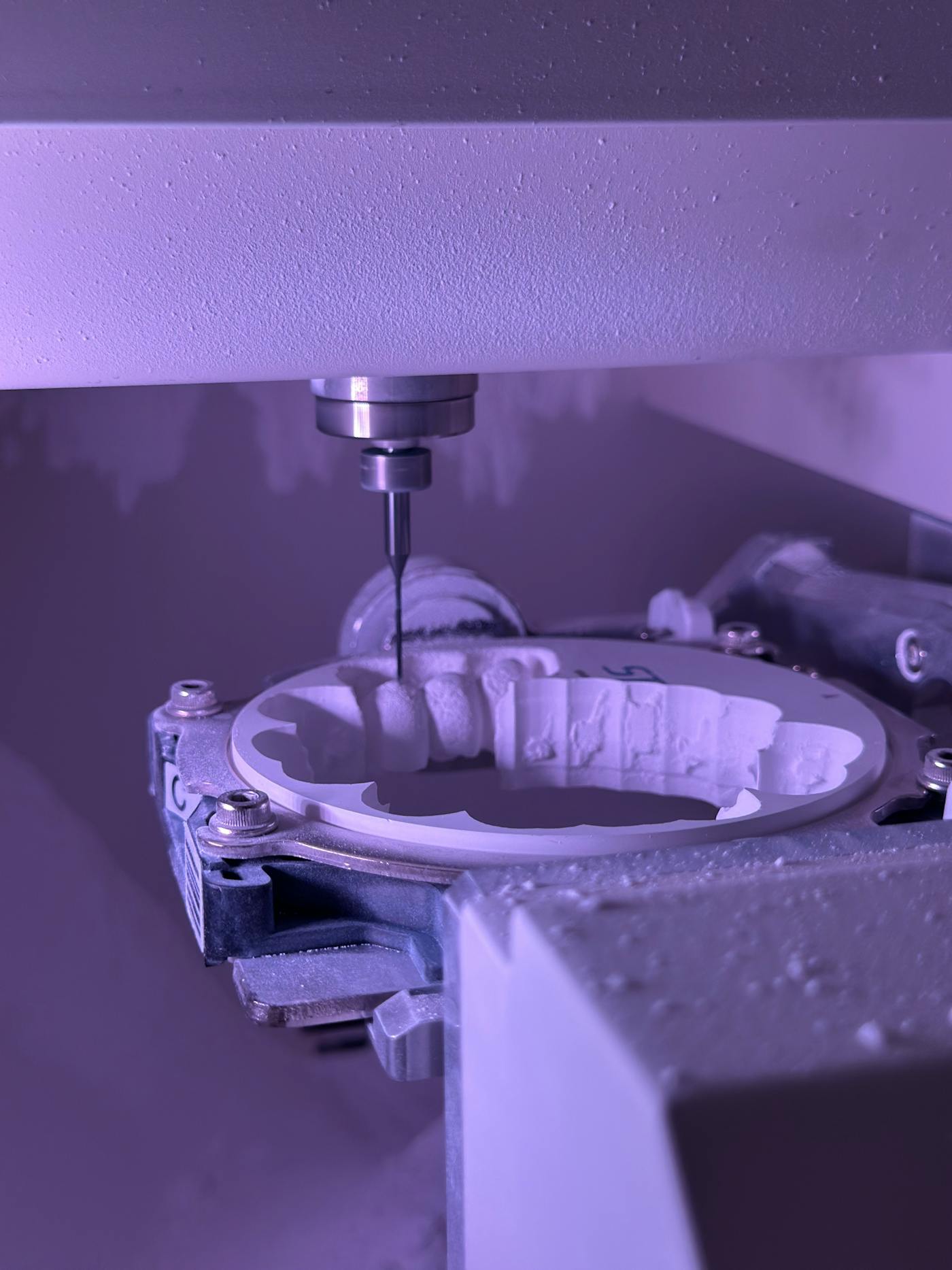 AERO-V 800 Dik İşleme