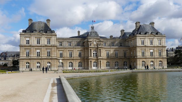Elegant view of the Luxembourg Palace, a Paris landmark, on a bright sunny day.