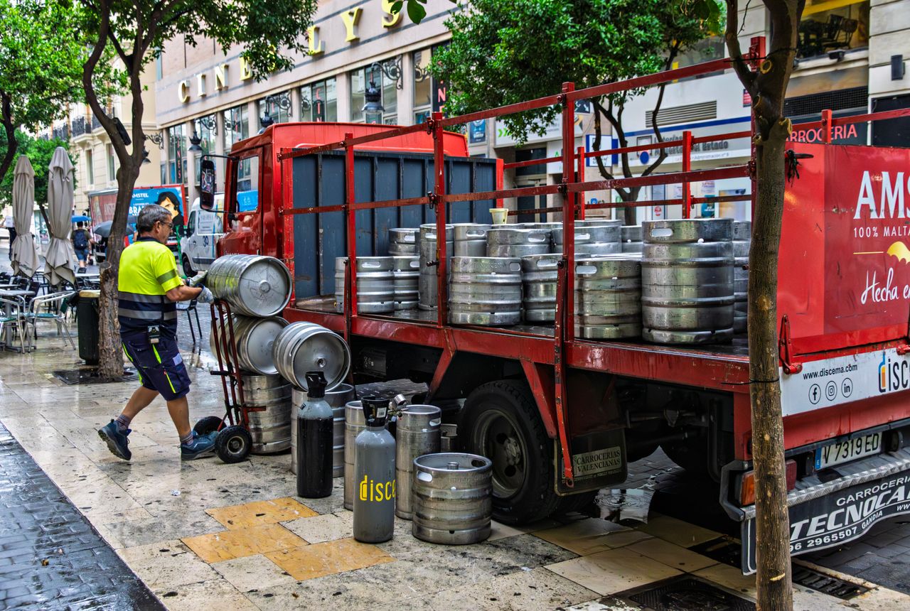 Man and van Braithwell — removals work in progress