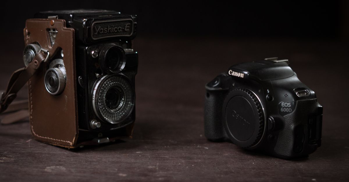 RAG vs Fine-tuning: Choosing the Right LLM Customization Strategy