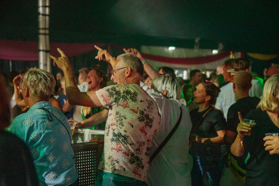 friends cheering in a bar