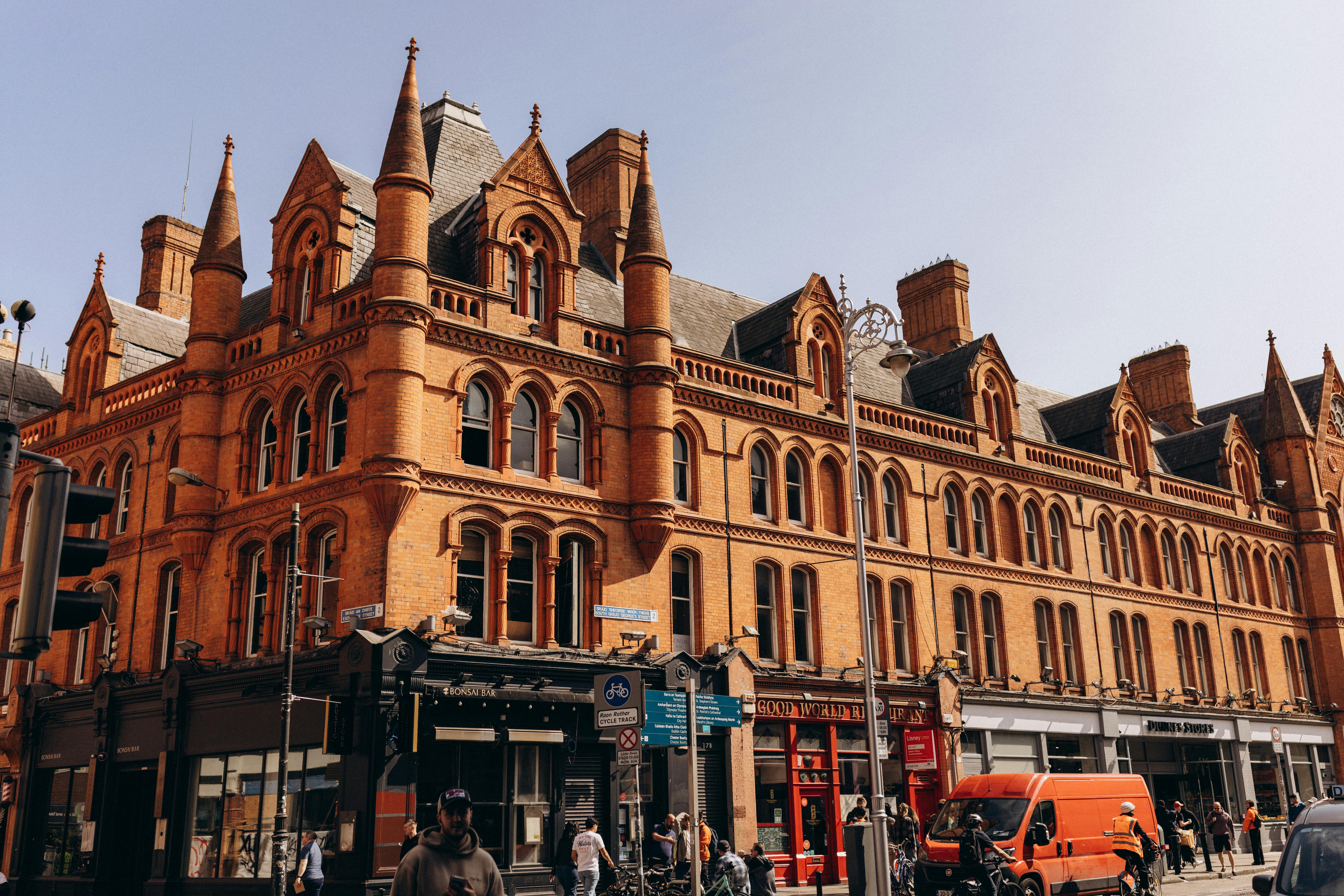 15 Irish travel experts to follow on Instagram for cheap flights, budget breaks and last-minute deals — Photo by Jonathan Bor
