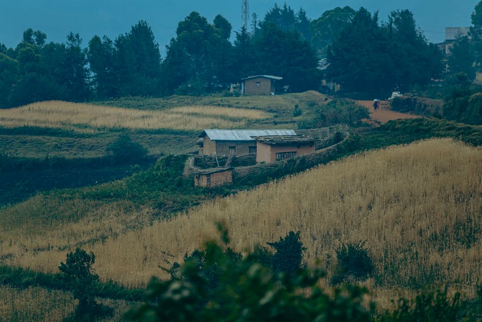 communities on the way to bwindi