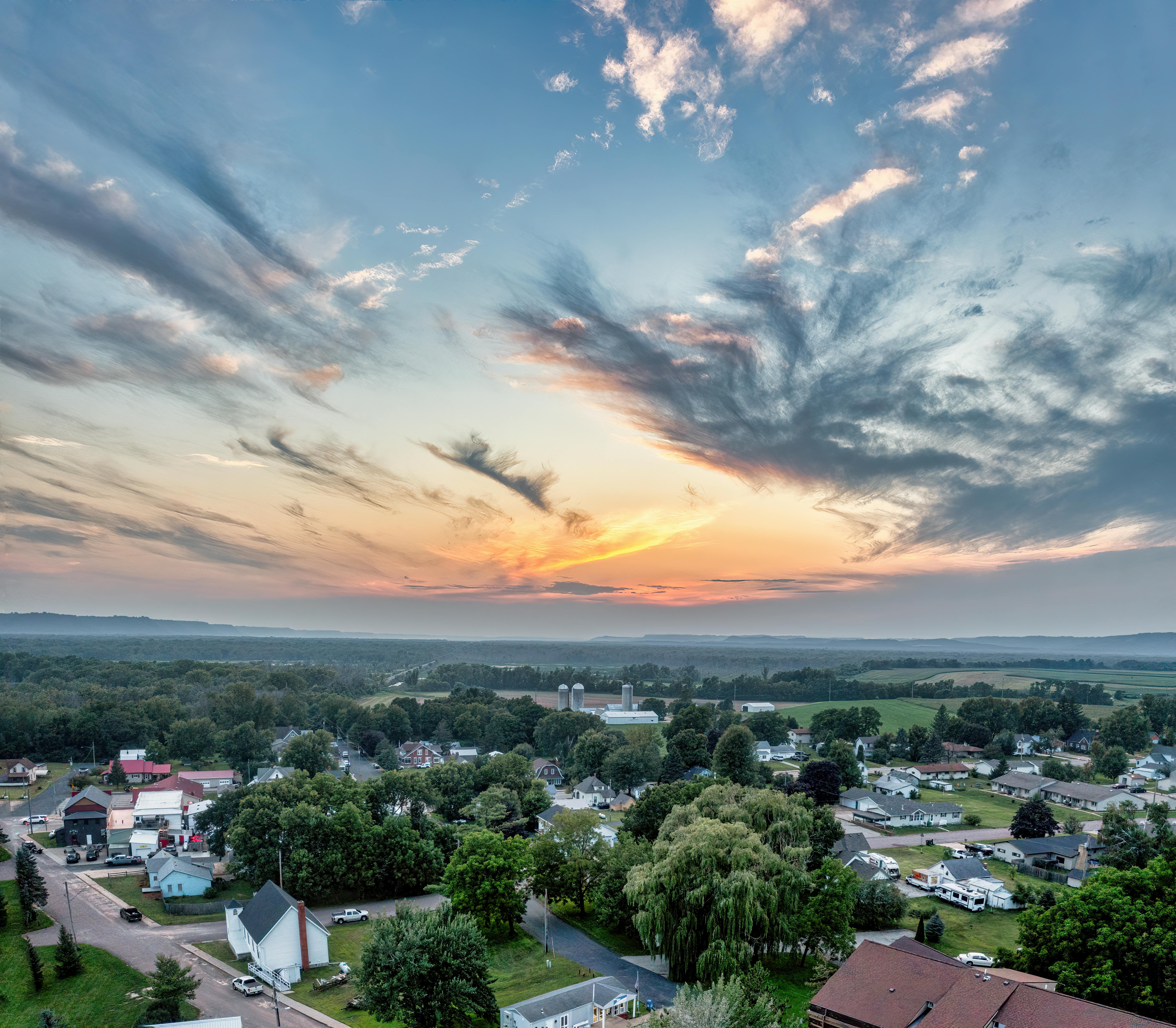 Stark County Job &amp; Family Services to hold foster parenting meetings — Photo by Tom Fisk on Pexels