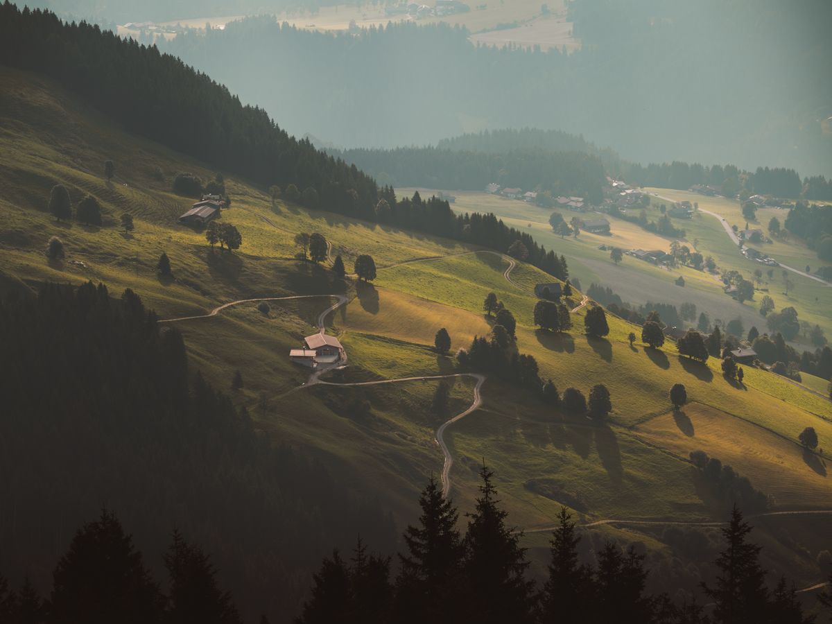5 Day Chakra-Based Hatha Yoga Retreat in Austria 1