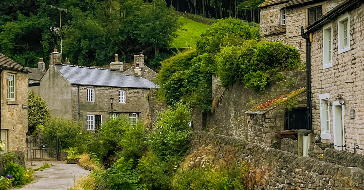 Model Castleton England Charming Stone Cottages in Castleton, England · Free Stock Photo
