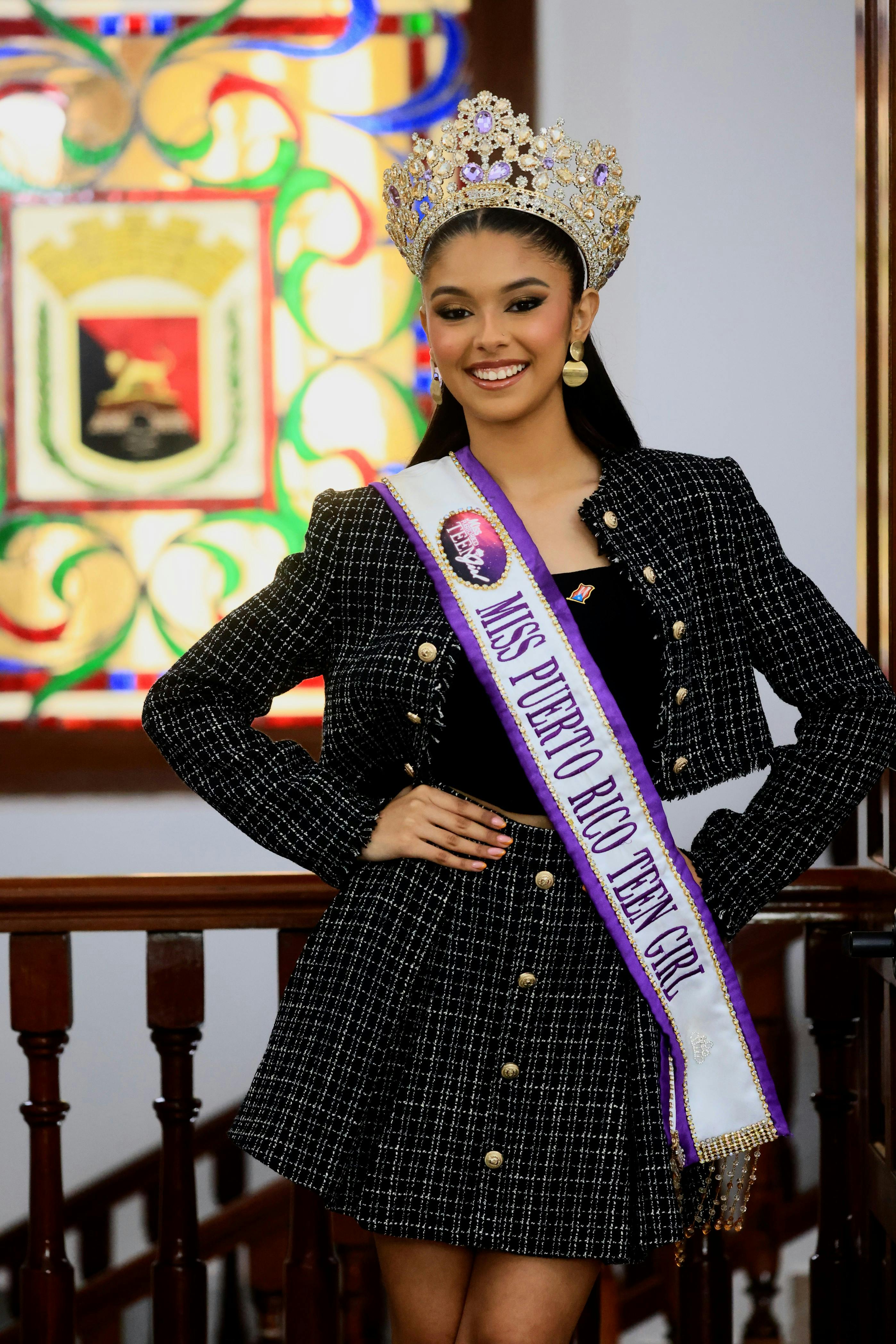 辛芷蕾威尼斯電影節奪影后 坎坷童年逆轉豪宅人生