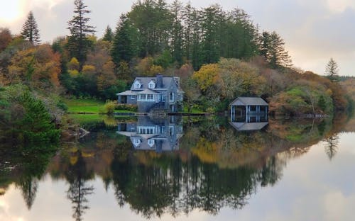 Free stock photo of boathouse, colors of autumn, fall foilage Stock Photo