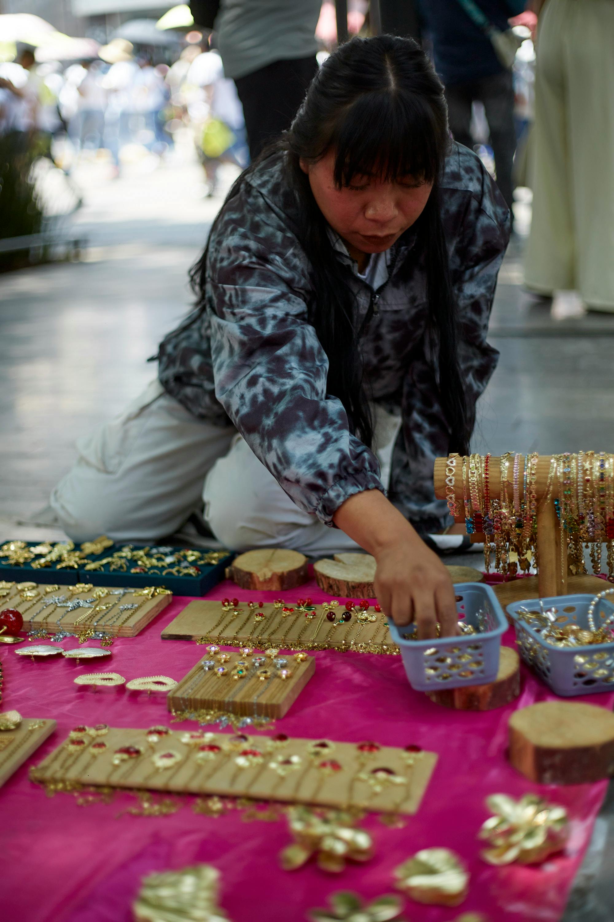 Wearing Flashy Jewelry in Busy Markets