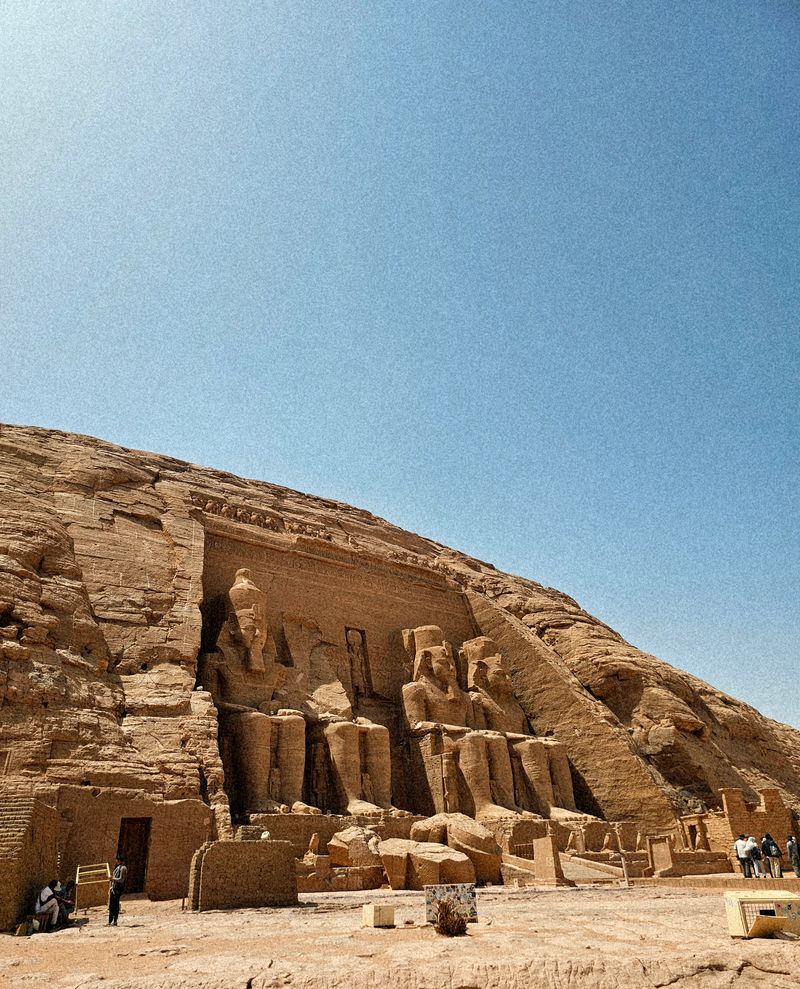 De kolossale beelden van Abu Simbel