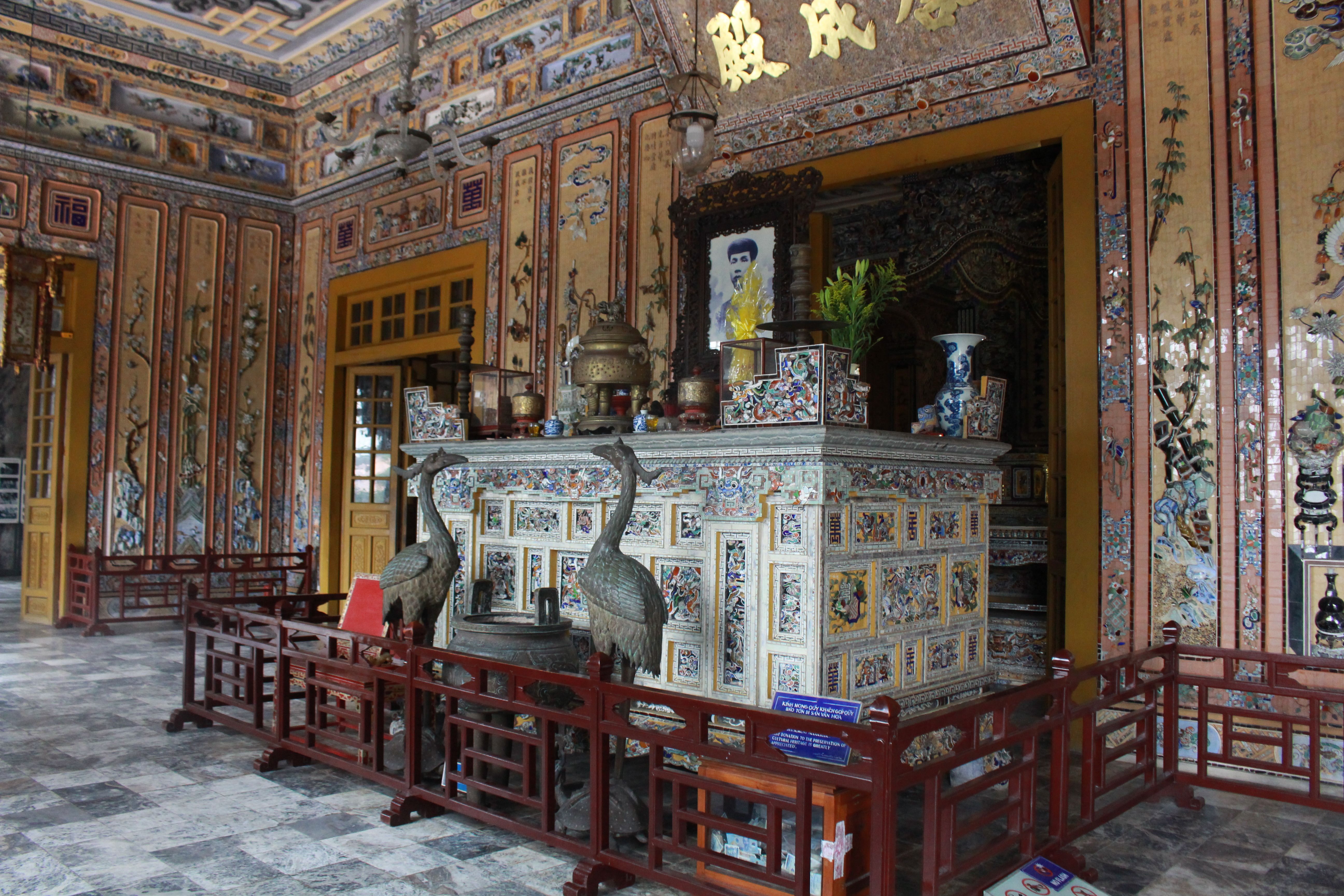 Museums & attractions in Bach Ma Temple