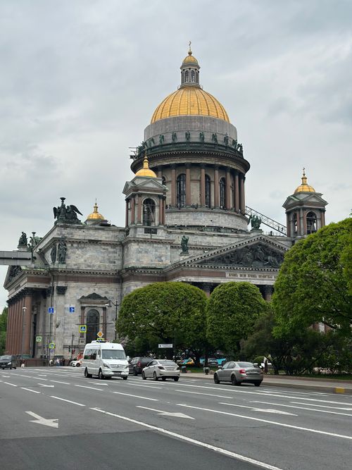 Free Iconic view of St. Isaac's Cathedral in Saint Petersburg, showcasing its stunning architecture. Stock Photo