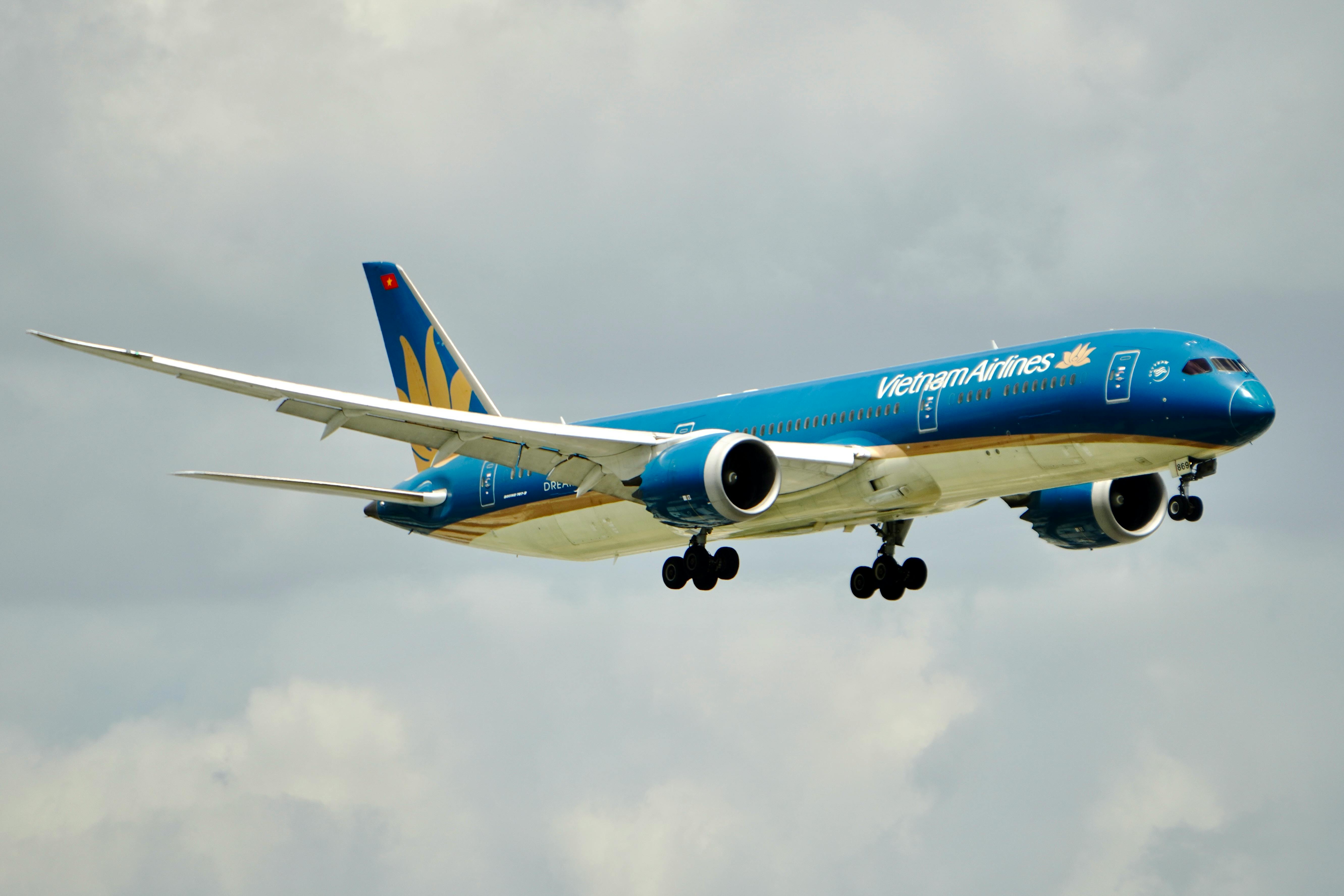 How Do Airline Miles Work? — Photo by Tuan Vy  Spotter on Pexels
