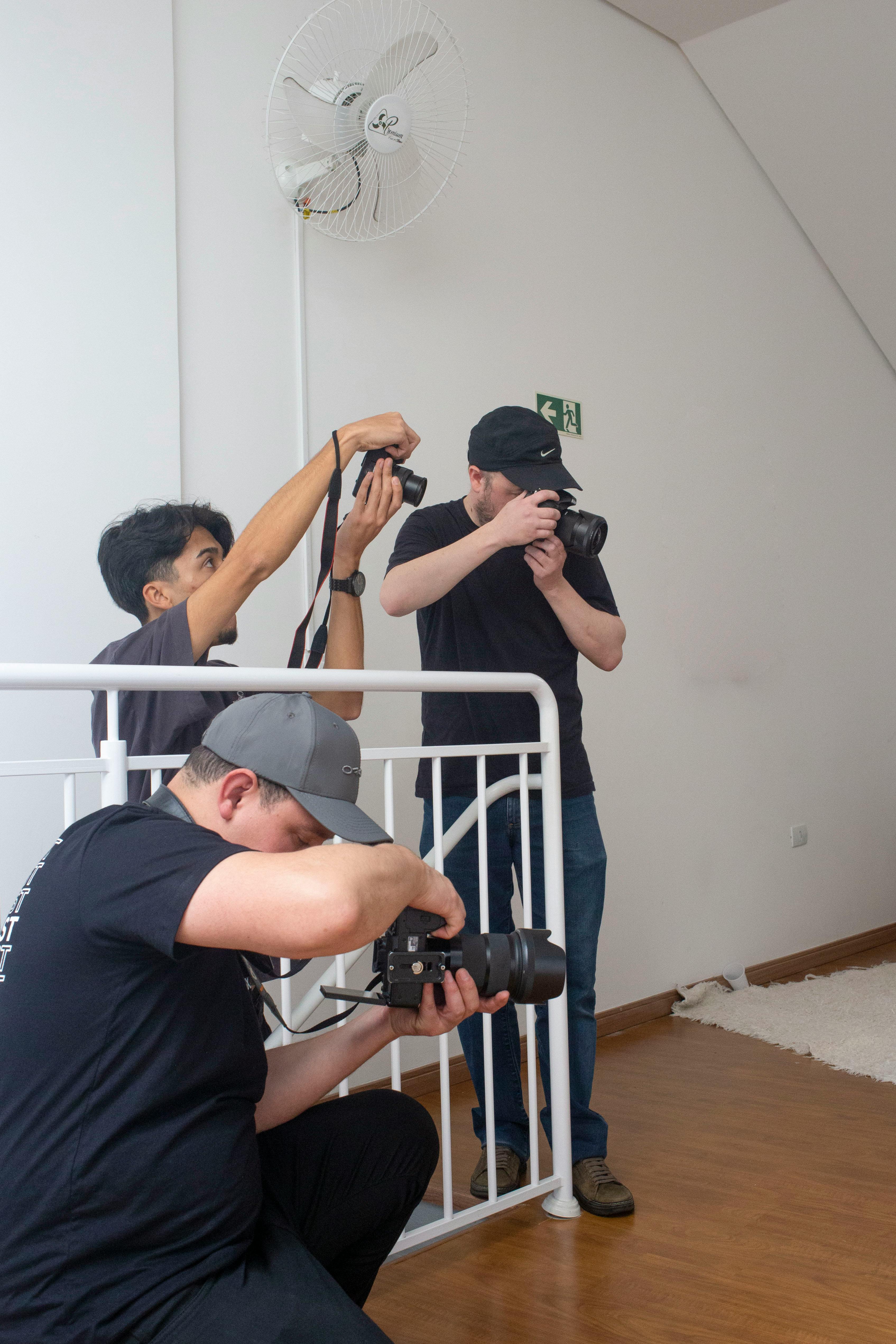 川普政治盟友暨保守派名嘴當眾遭槍殺 生前最後畫面曝光 白宮降半旗哀悼