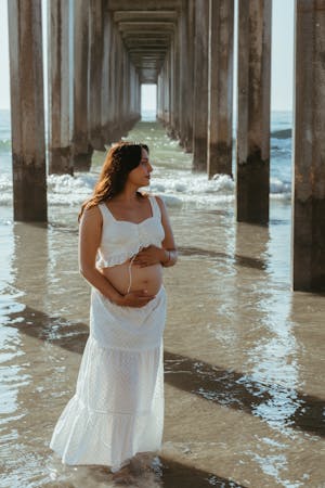 Pregnant Naked Women Photos, Download The BEST Free Pregnant Naked