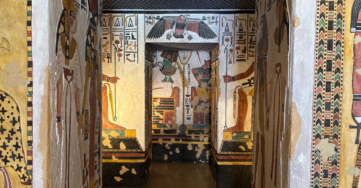 Ancient Egyptian Tomb Interior with Hieroglyphics · Free Stock Photo