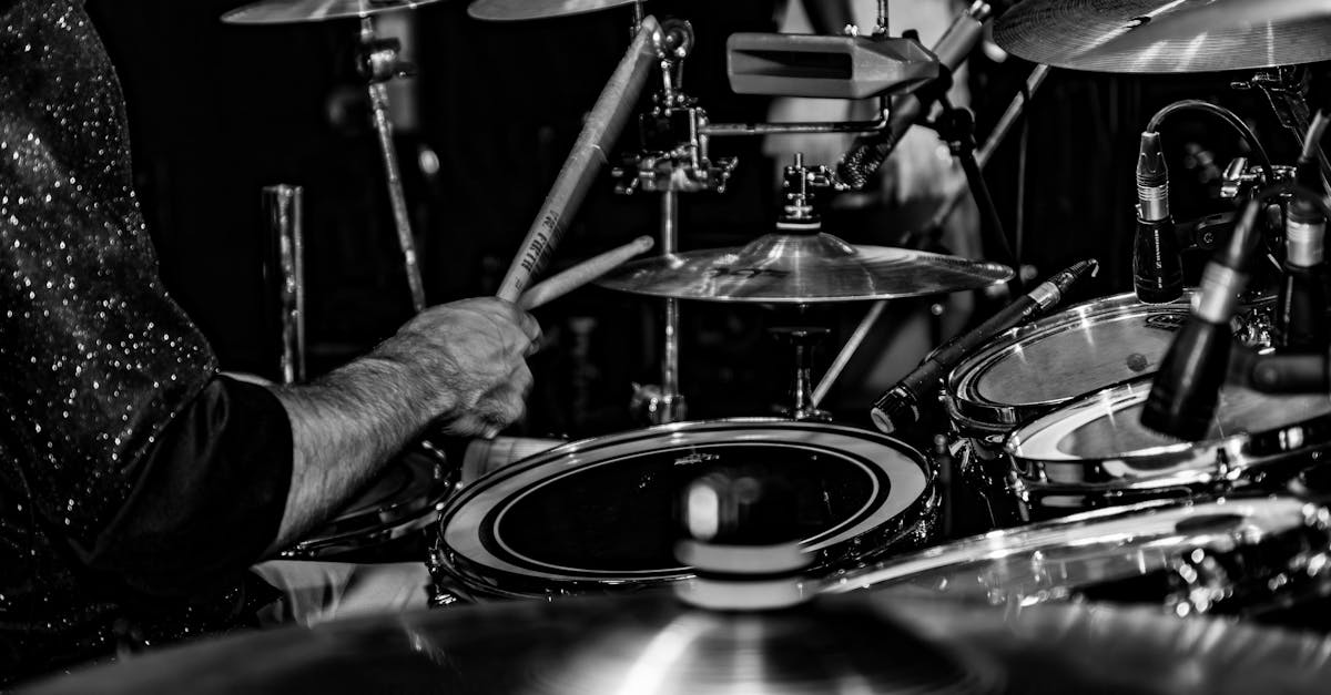 伍佰重現首屆舞台 李宗盛林憶蓮加盟《簡單生活節》20週年超豪華