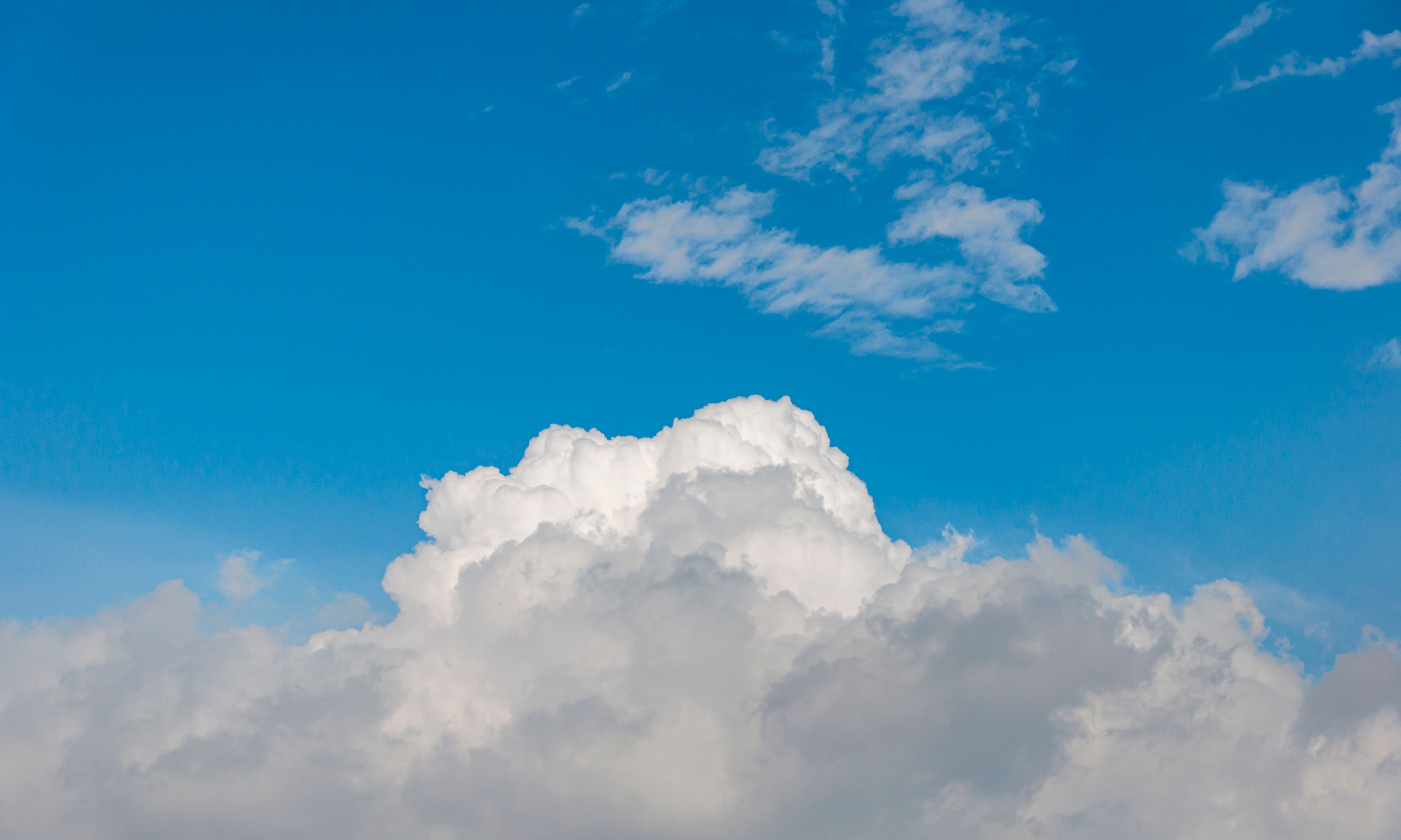 Huawei's Cloud Woes: 2026 Strategies to Compete with U.S. AI Titans — stock market and equity investing — USD EUR — 2026