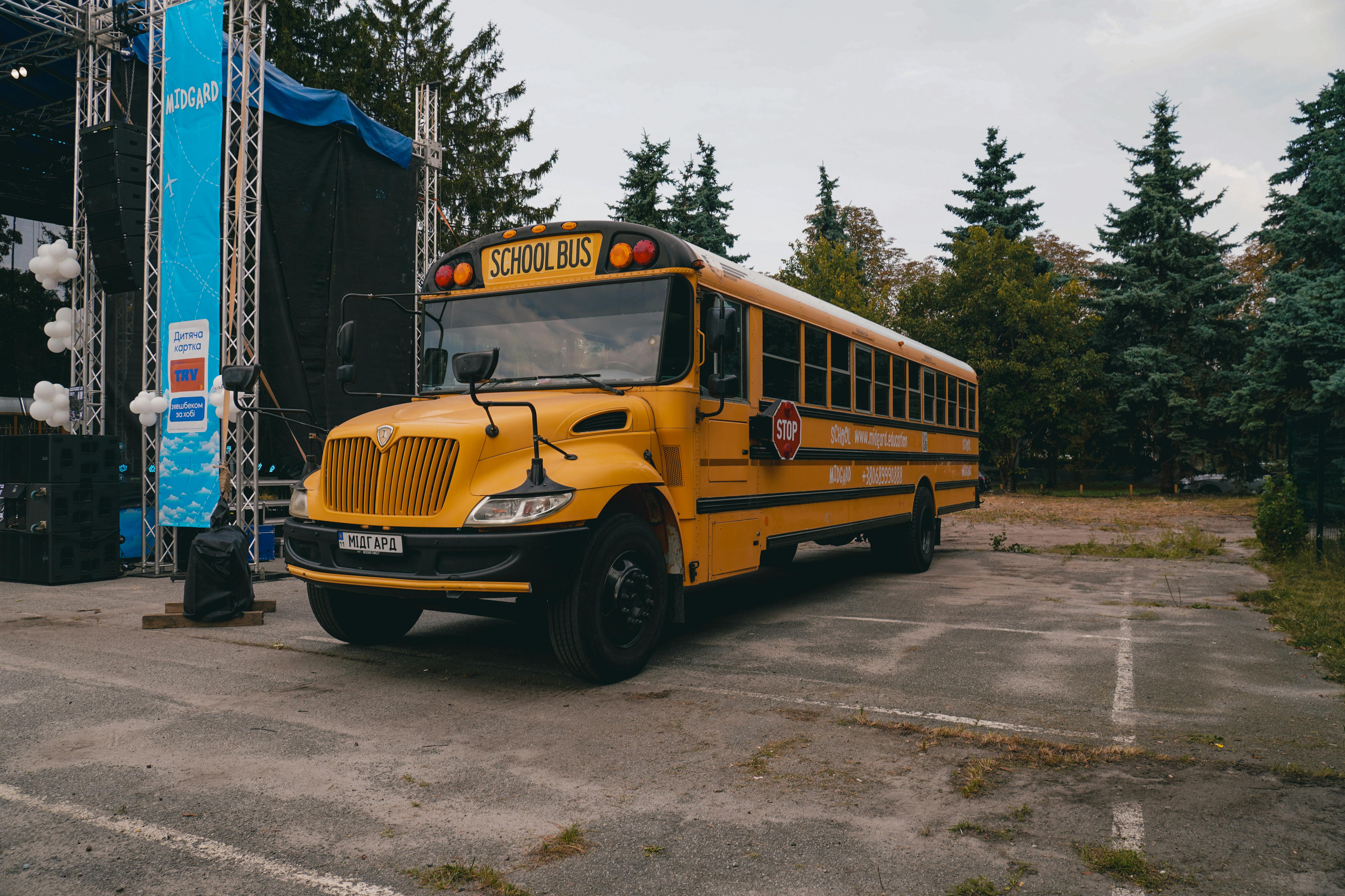 The Moscow Oblast School Stabbing: Digital Rehearsal, Gaming Communities, and Youth Pathways to Violence — Photo by Oleksandr
