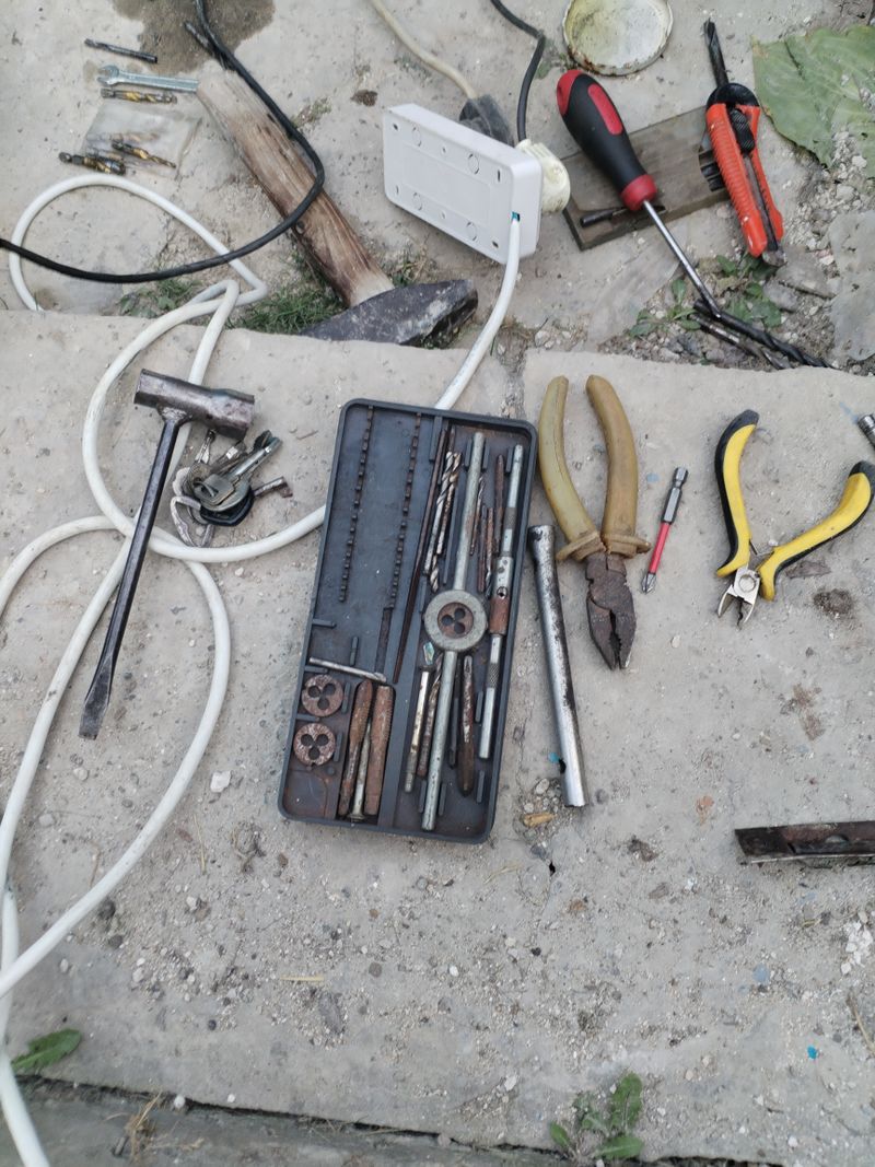 220V Outlet Installation: Wiring a 4-Prong 240V Receptacle