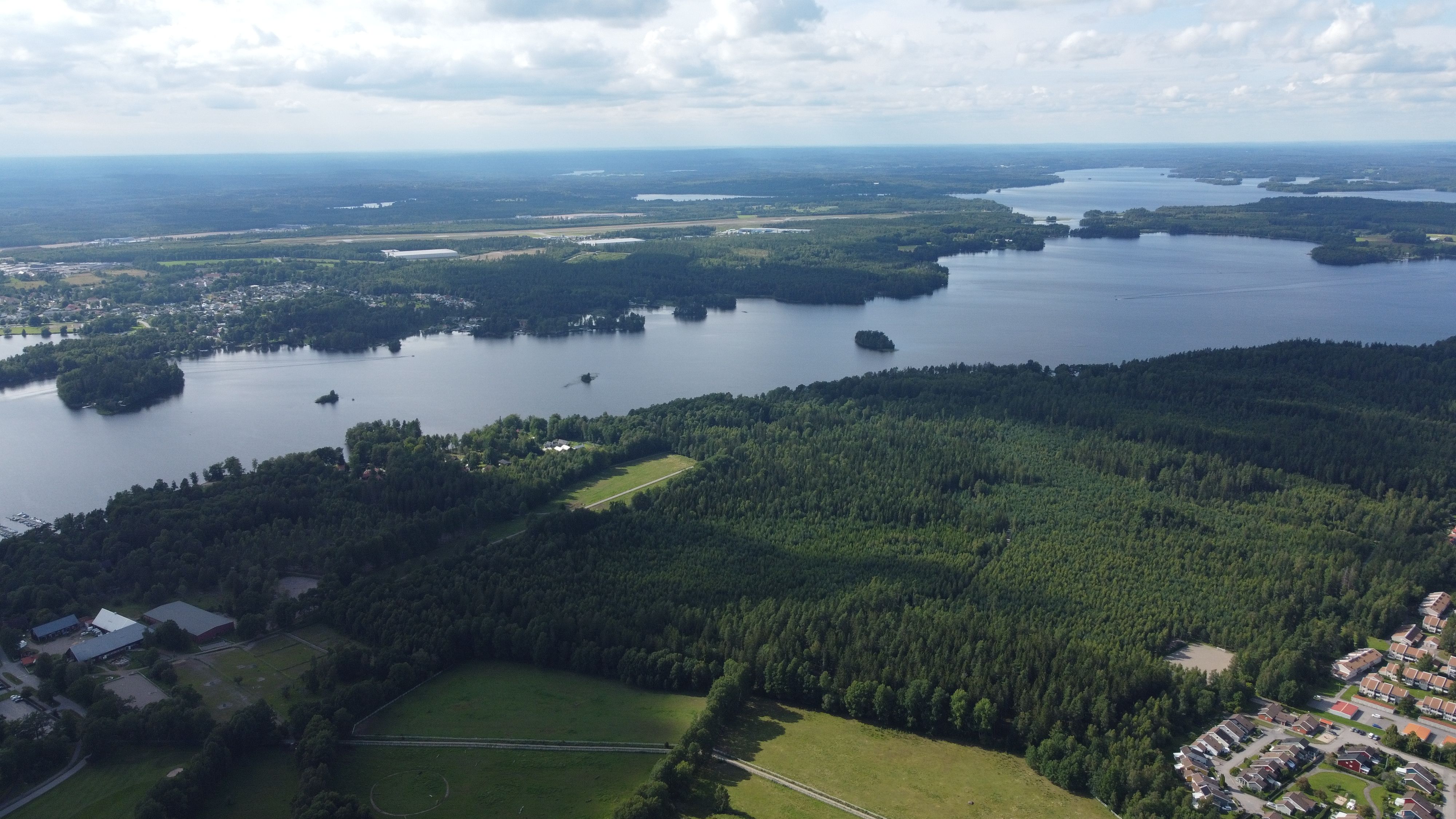 Long Lake Agrees to Acquire American Express Global Business Travel, the World’s Largest Corporate Travel Platform, for $6.3 