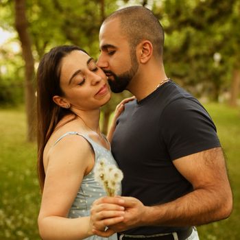 Aimer, ce n’est pas se regarder l’un l’autre, c’est regarder ensemble dans la même direction