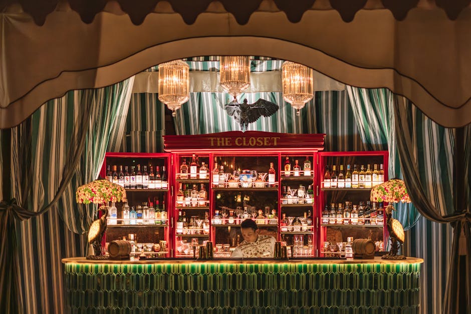 Chic bar setting at Narendra Bhawan in Bikaner with elegant lighting and luxury decor.