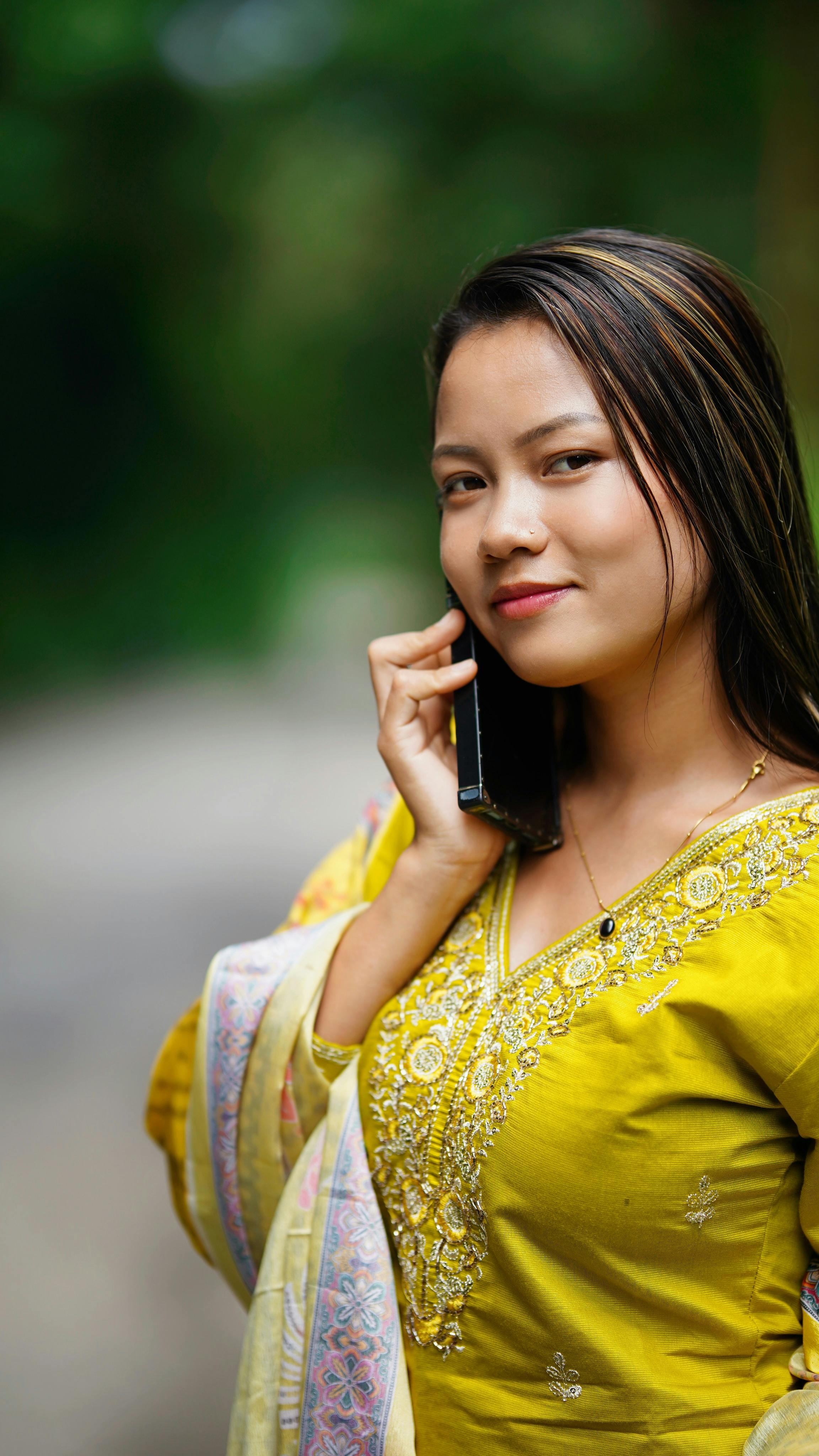 全球首創 AI美妝智慧販賣機 啟雲科技勇奪2025 BIG BANG首獎