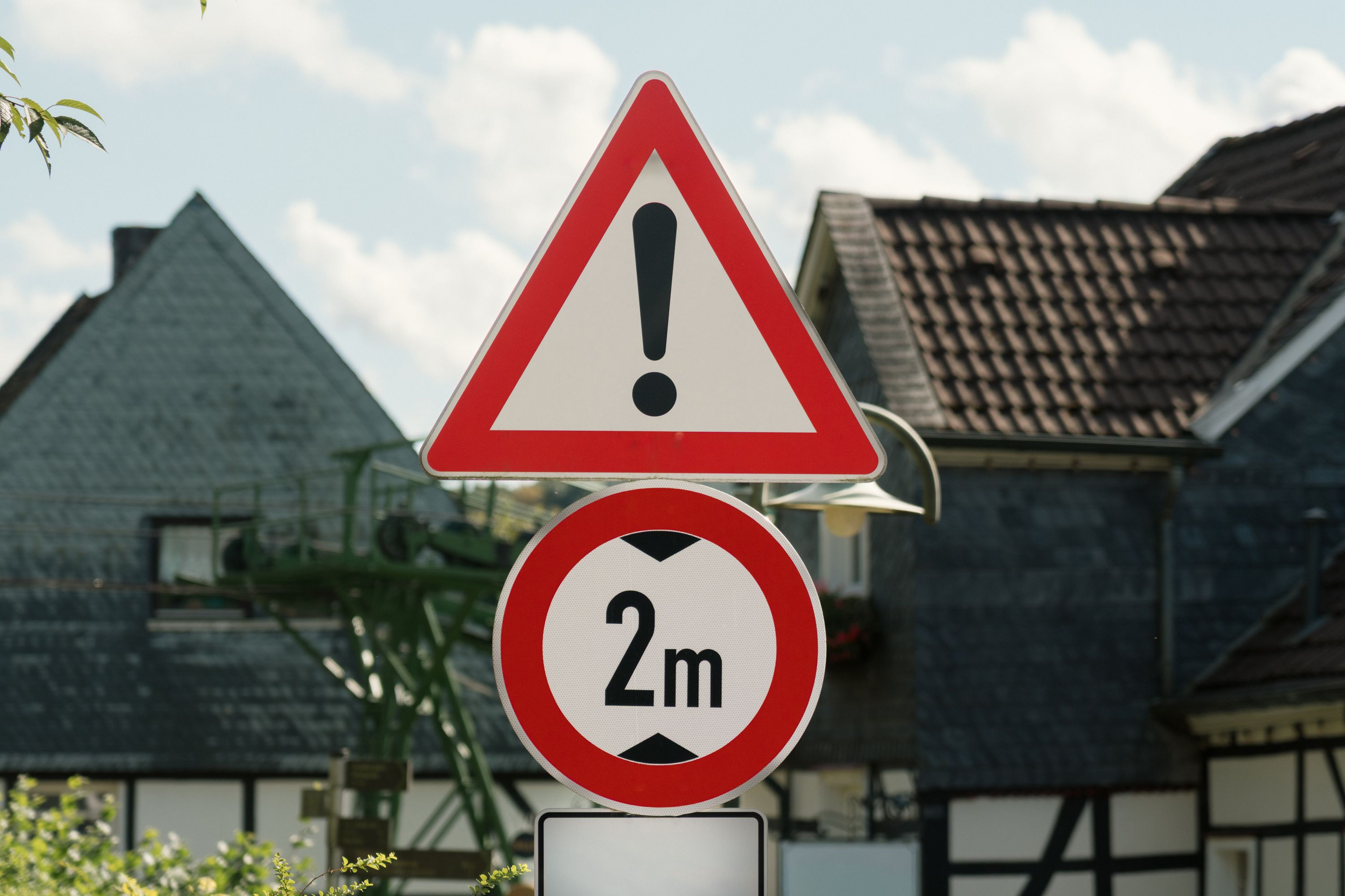 Panneau De Signalisation D'avertissement Avec Point D'exclamation ...