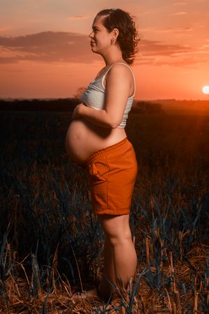 Pregnant Naked Women Photos, Download The BEST Free Pregnant Naked