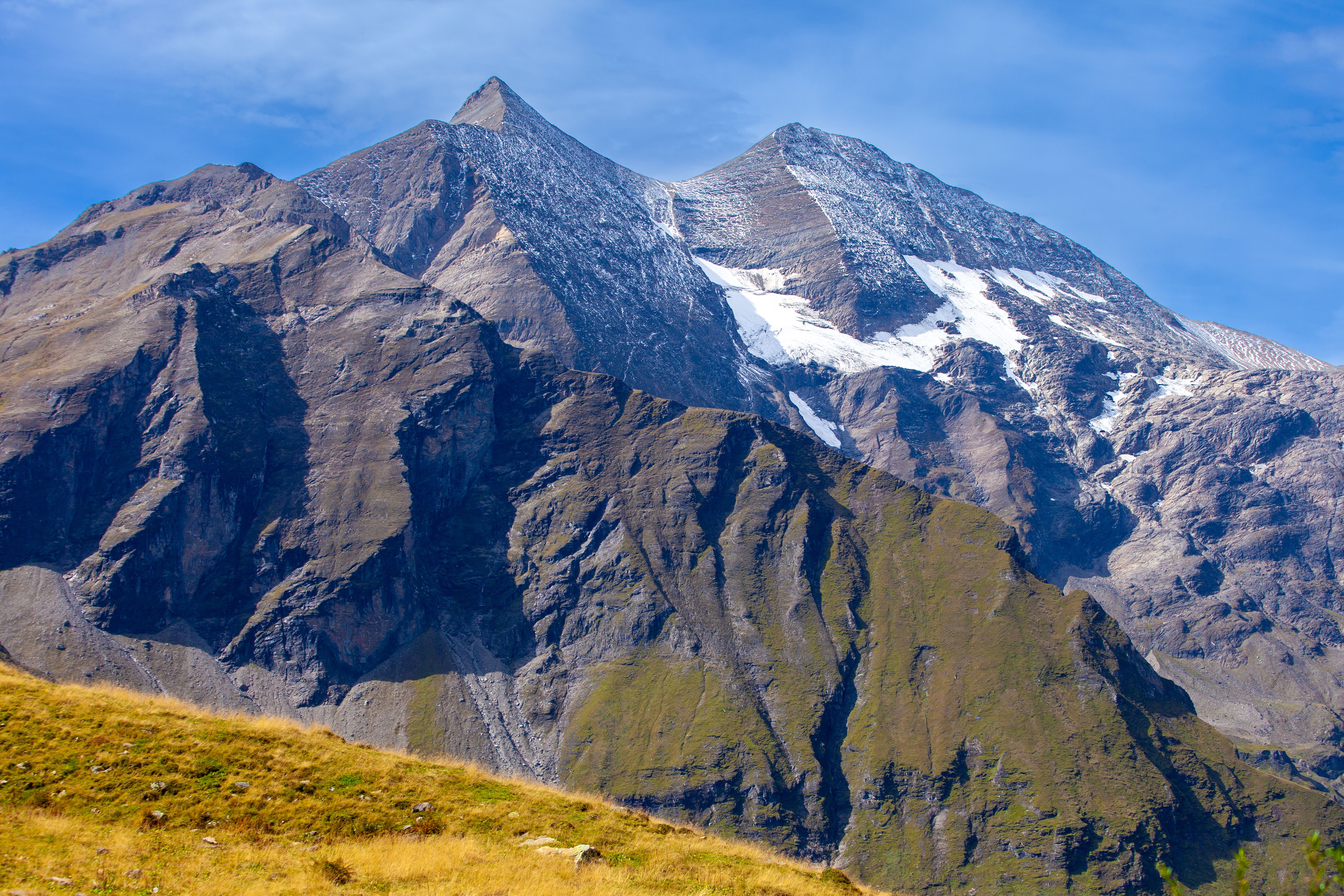 Majestic Alpine Mountain Landscape in Austria · Free Stock Photo