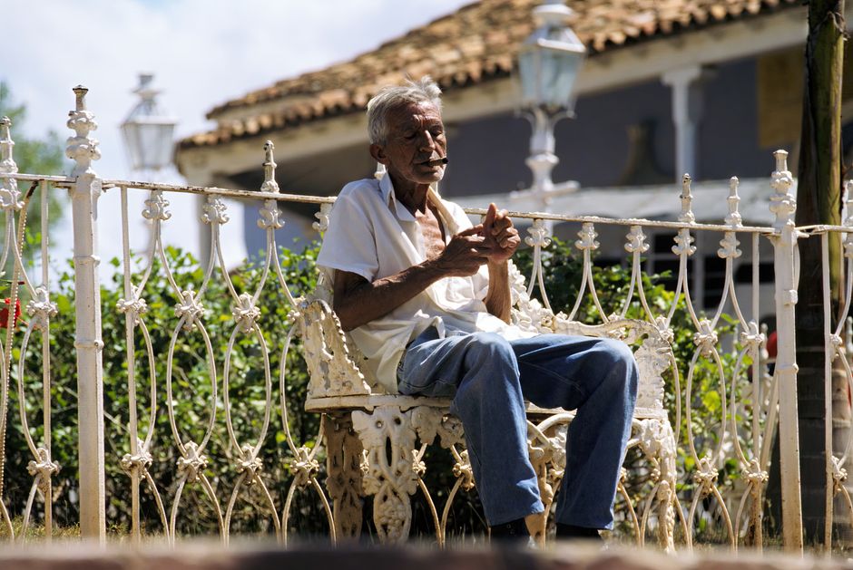 US Embargo Deepens Cuban Elder Crisis, Forces Privatization