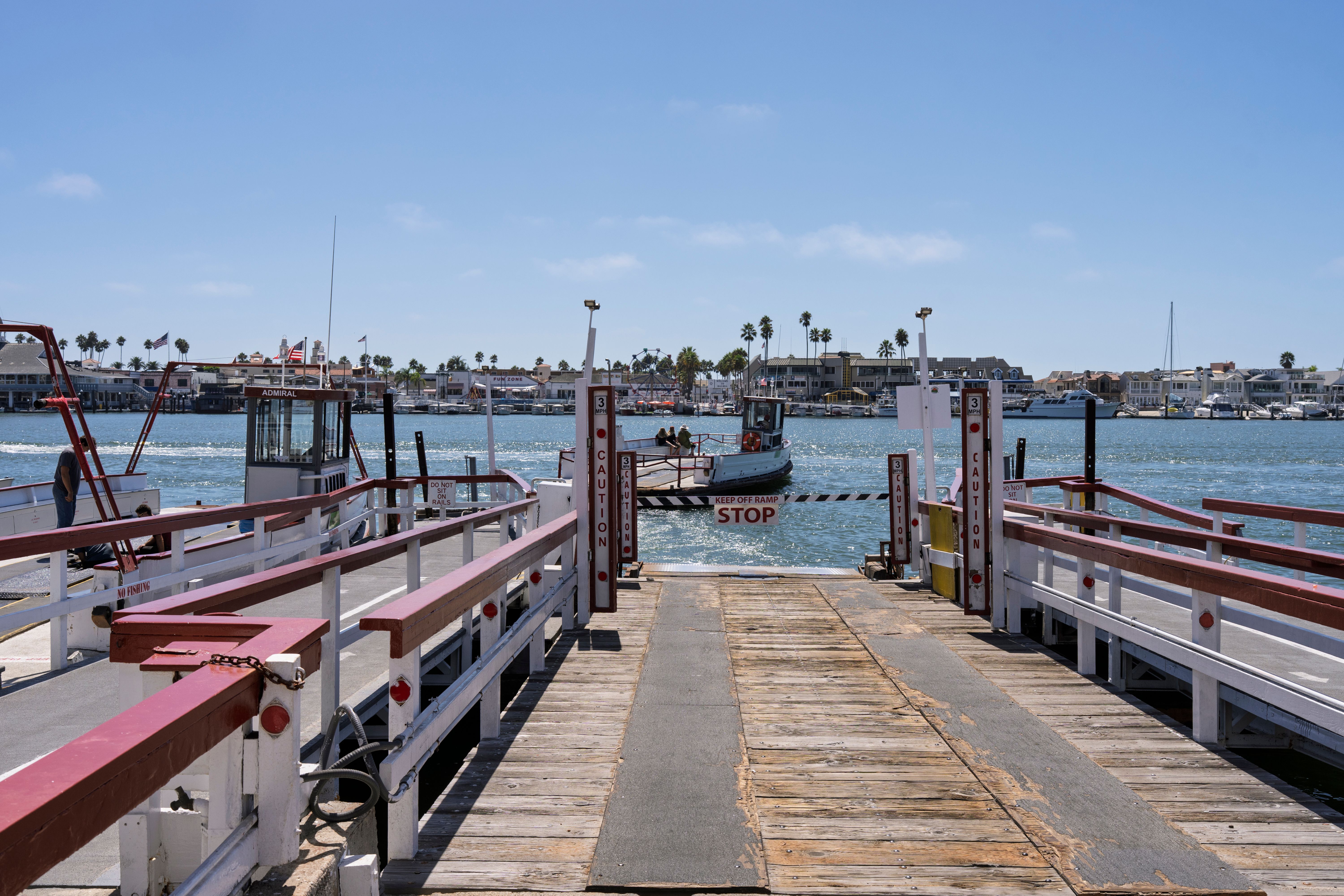 Airport transfers in Newport Beach