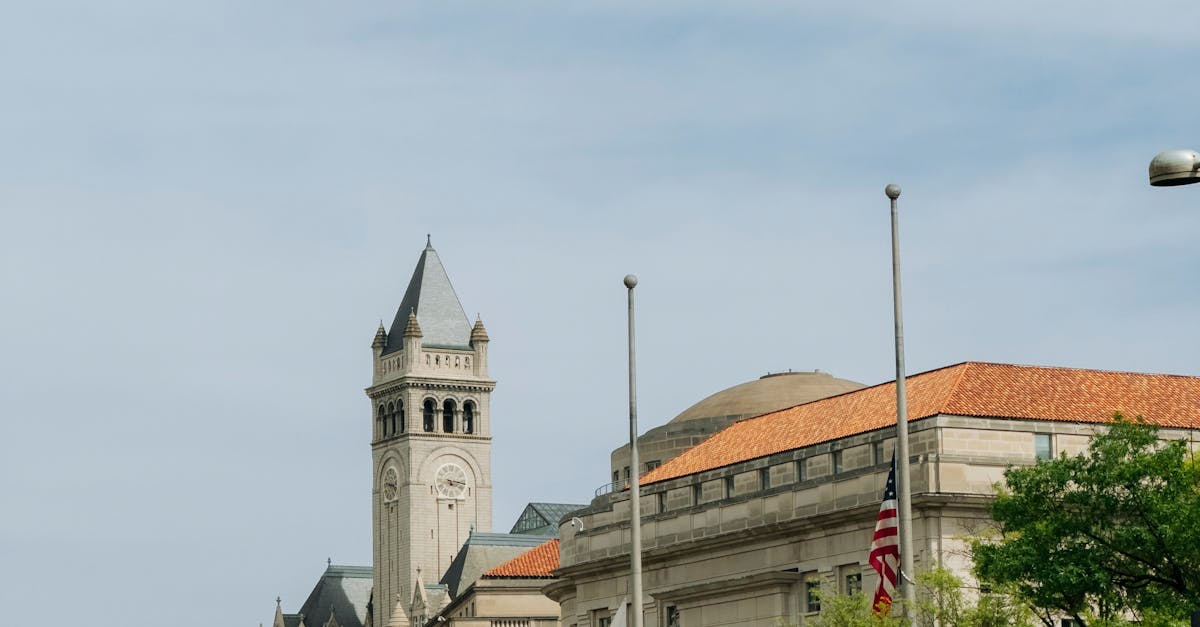 貝魯辭職風波 馬克龍面臨新任命總理的政治挑戰