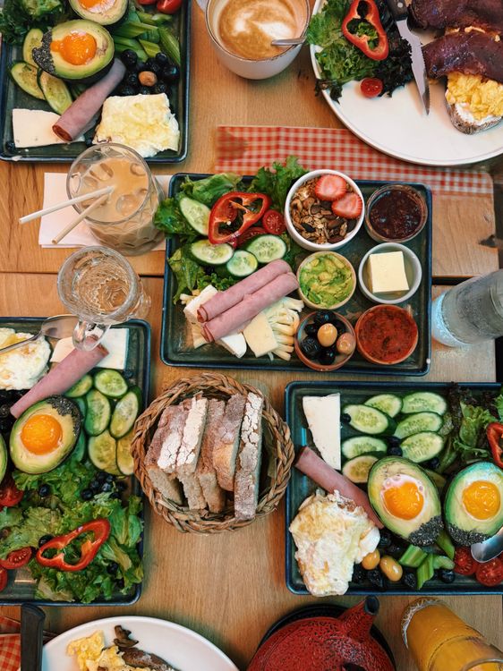 Gourmet Breakfast Spread with Fresh Ingredients · Free Stock Photo