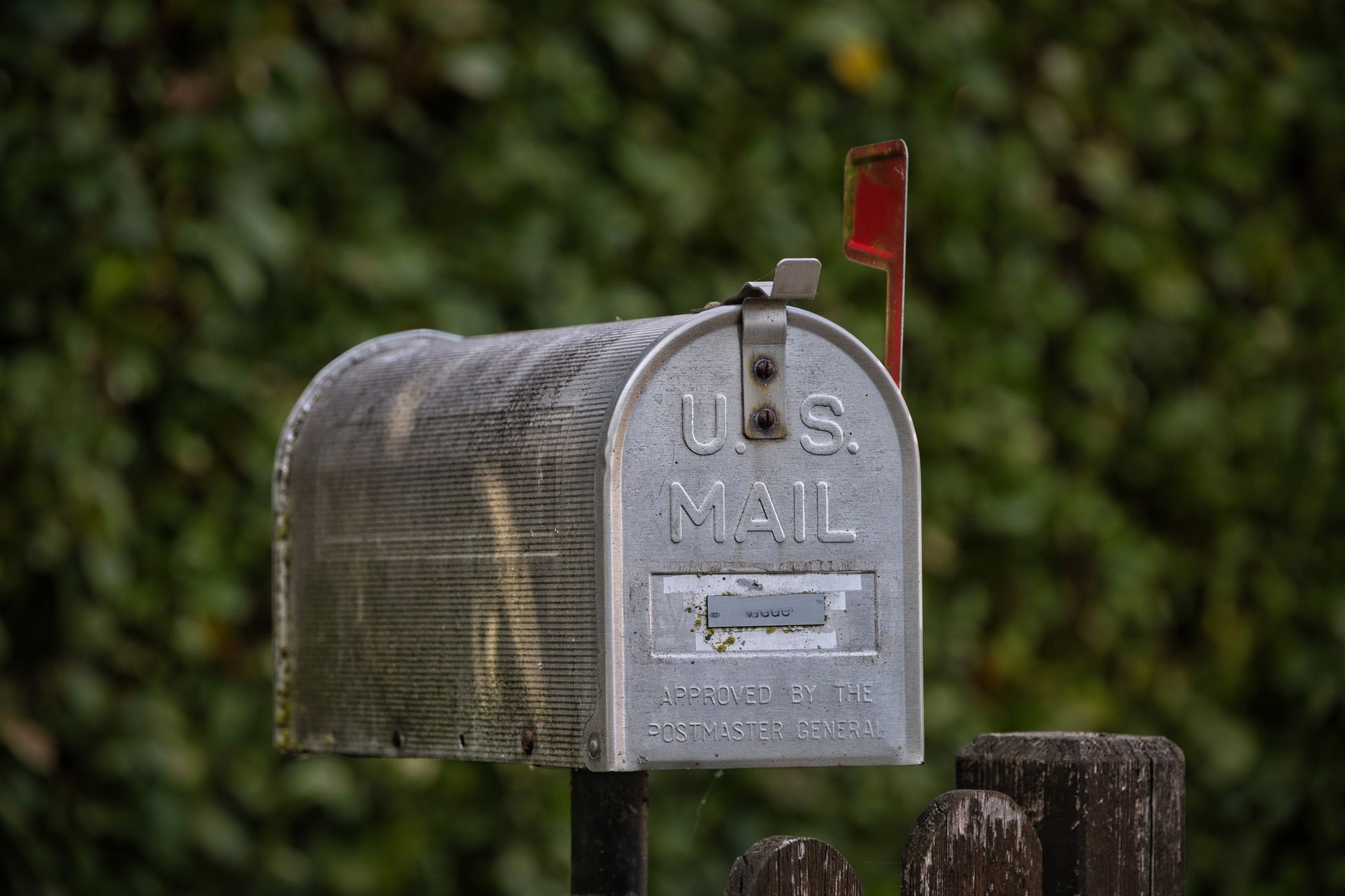 Uitvaartondernemer Goes vindt prijsverhoging rouwpost bizar