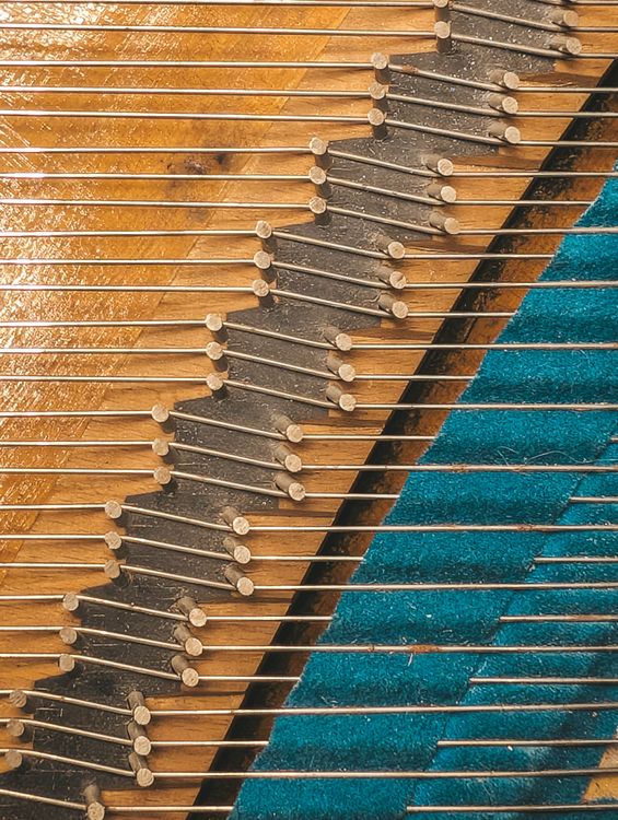 Close-up of Piano Strings and Hammers · Free Stock Photo