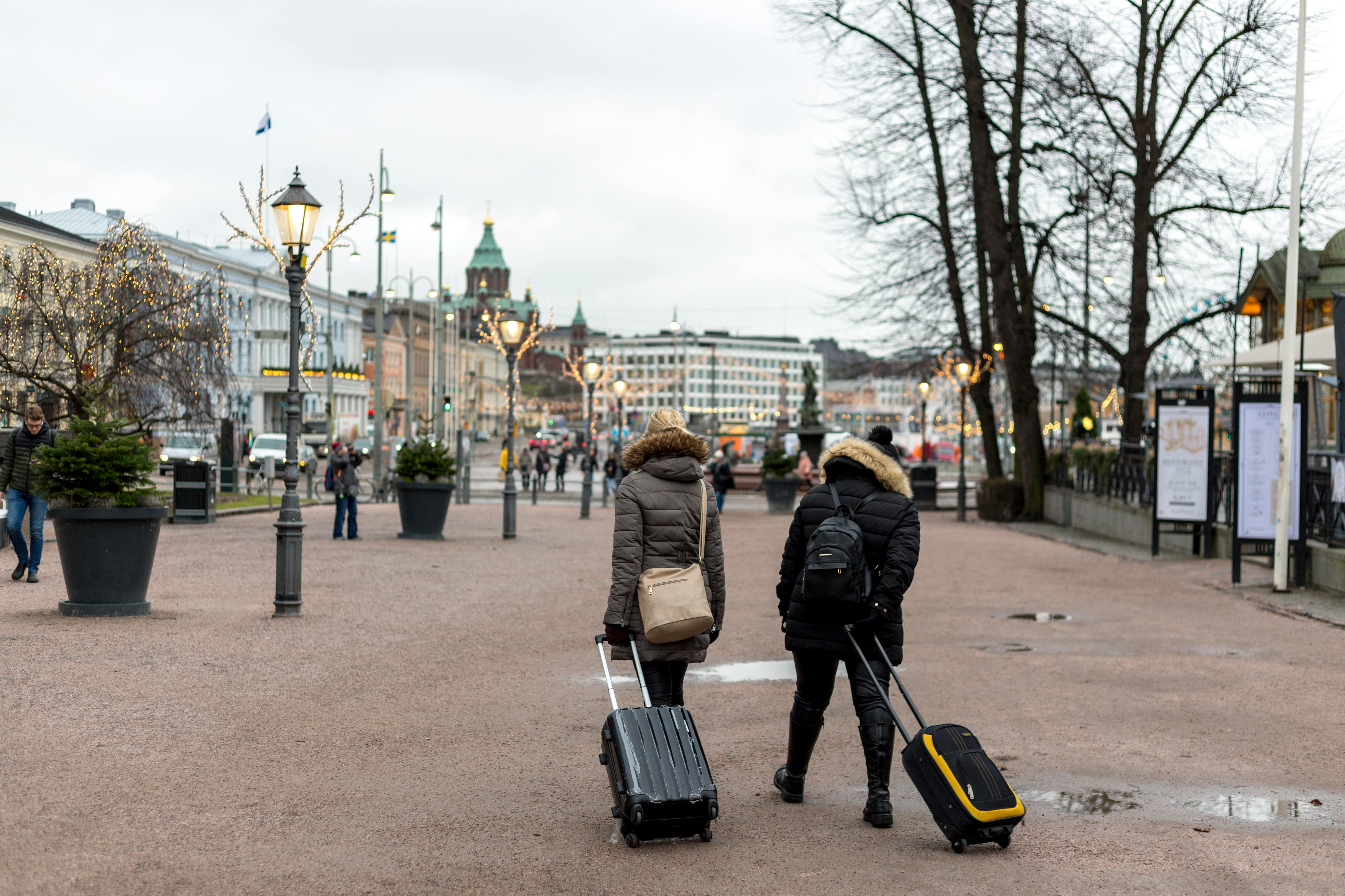 I spent 6 months living like a European retiree—their so-called "lazy" lifestyle taught me more about productivity than any h