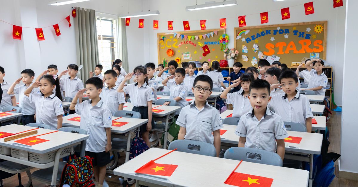 如何提高國防意識?粵港澳三地師生佛山護旗交流活動全紀錄