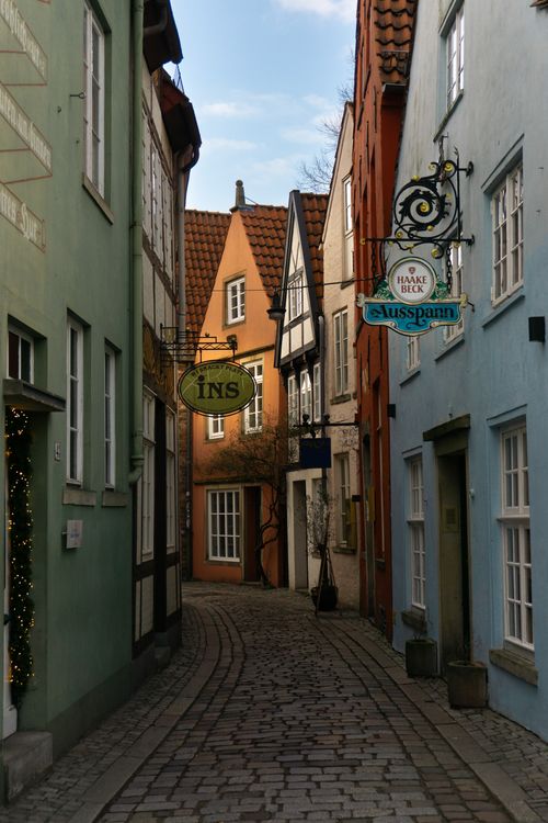 Free Picturesque alleyway in Bremen, Germany featuring colorful 20th century architecture. Stock Photo
