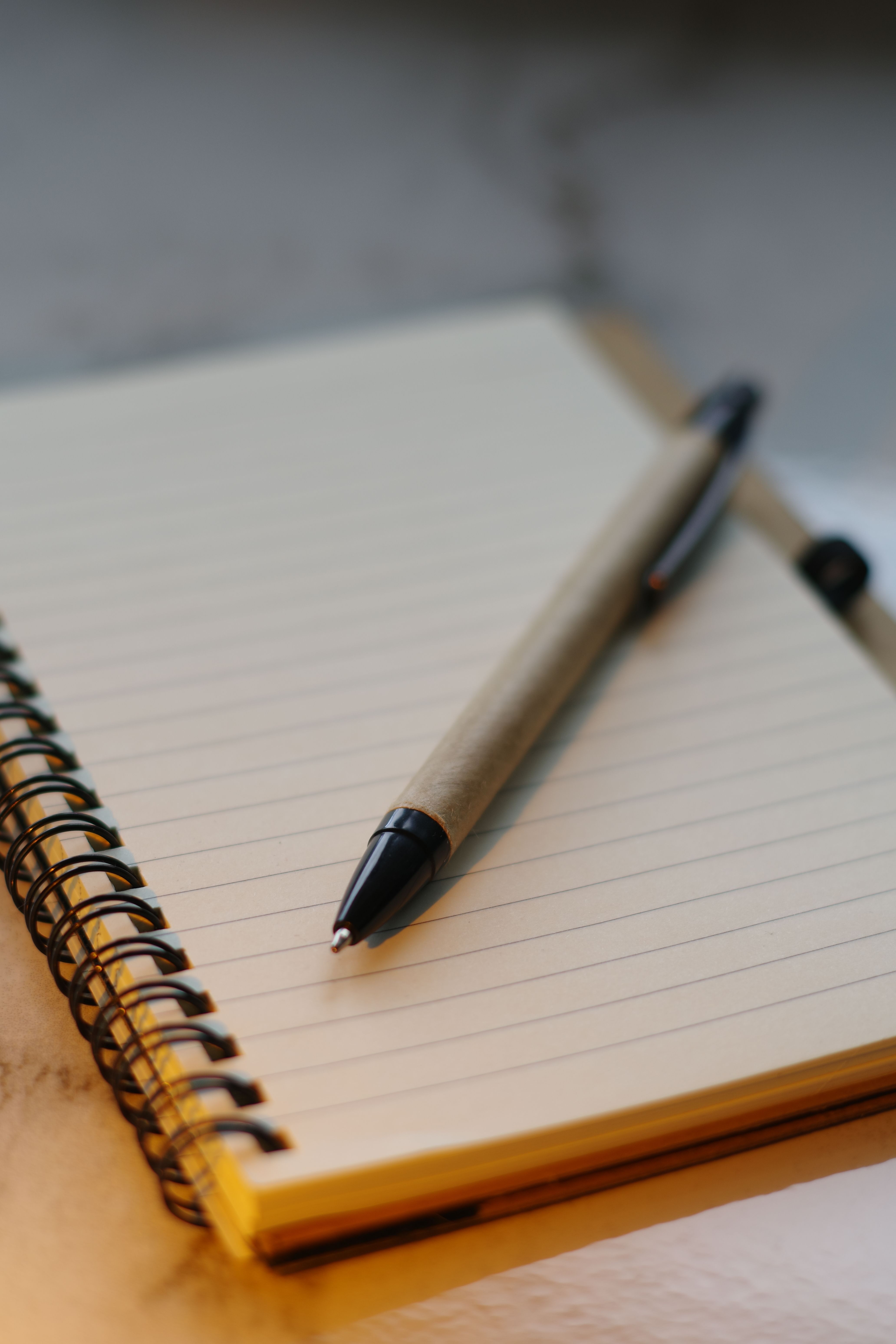Hp Lovecraft Notes On Writing Weird Fiction (Essay)