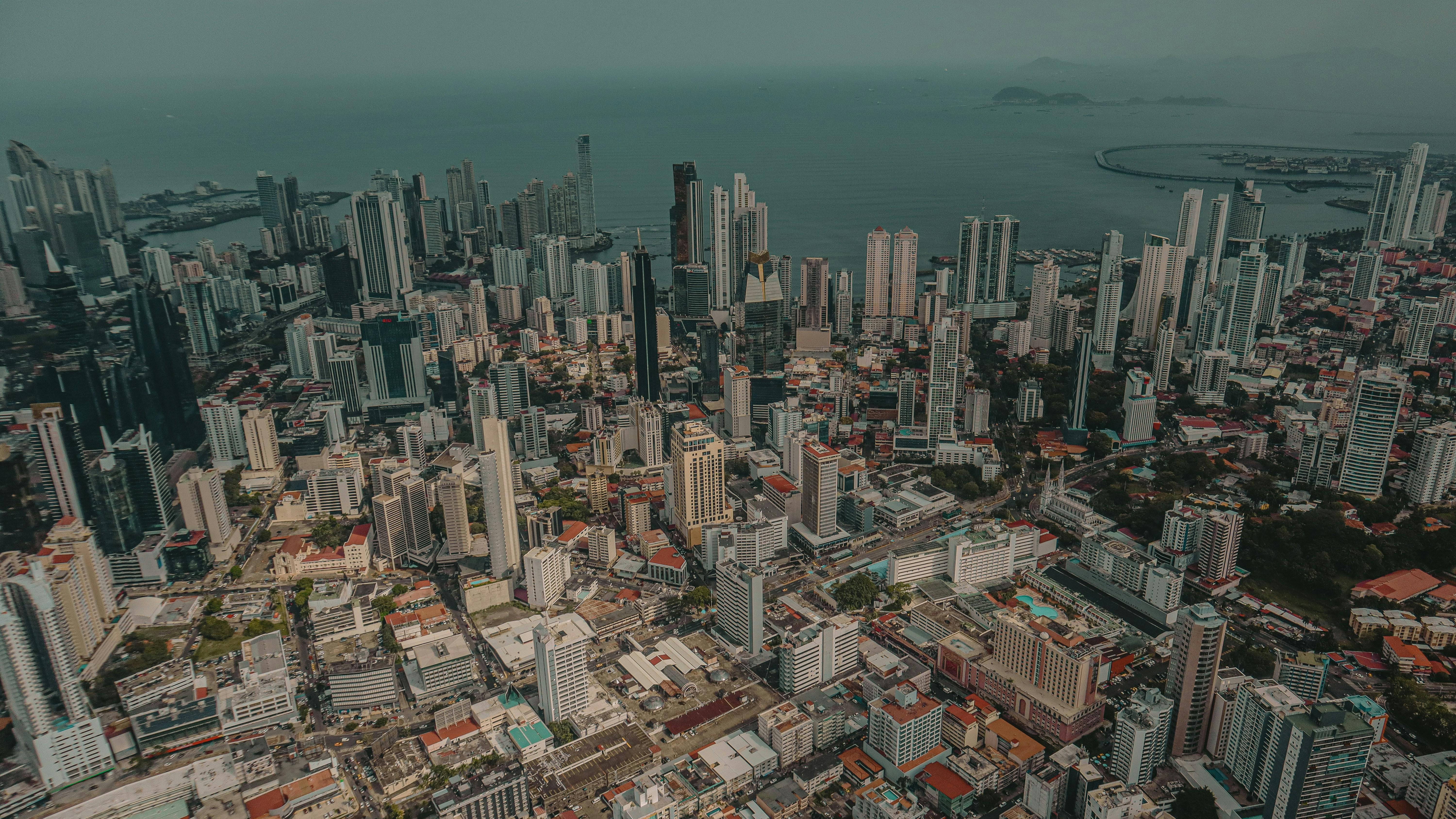 109萬人已領取政府最高1.3萬元生活補助金，直接入帳便利發放