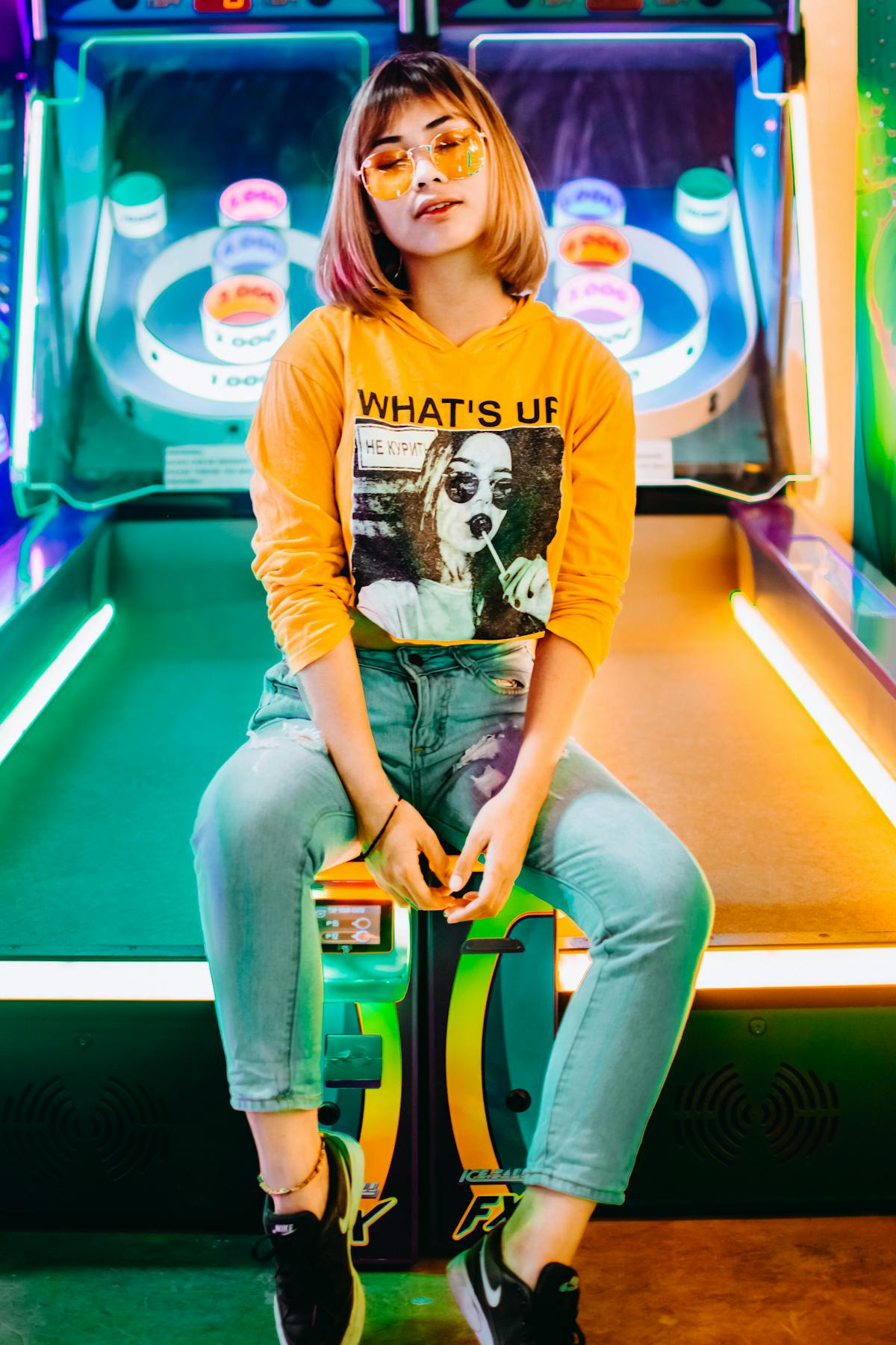 Naked+Young+Women+Spreading+Legs+Wide+Open Photos, Download The BEST Free Naked+Young+Women