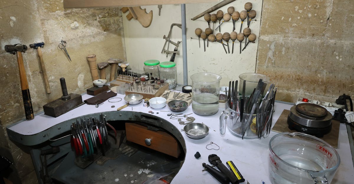 Introduction to Metal Crafting: Simple Projects